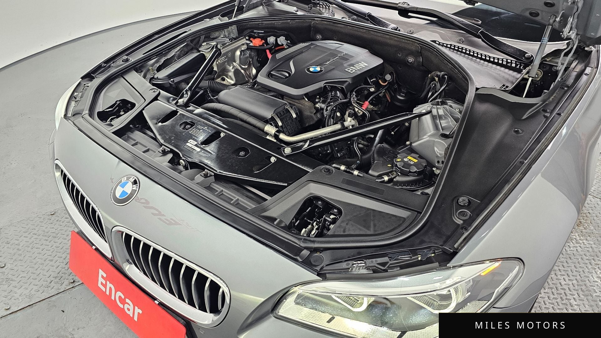 BMW 5 Series (F10) 2016 — миниатюра 6