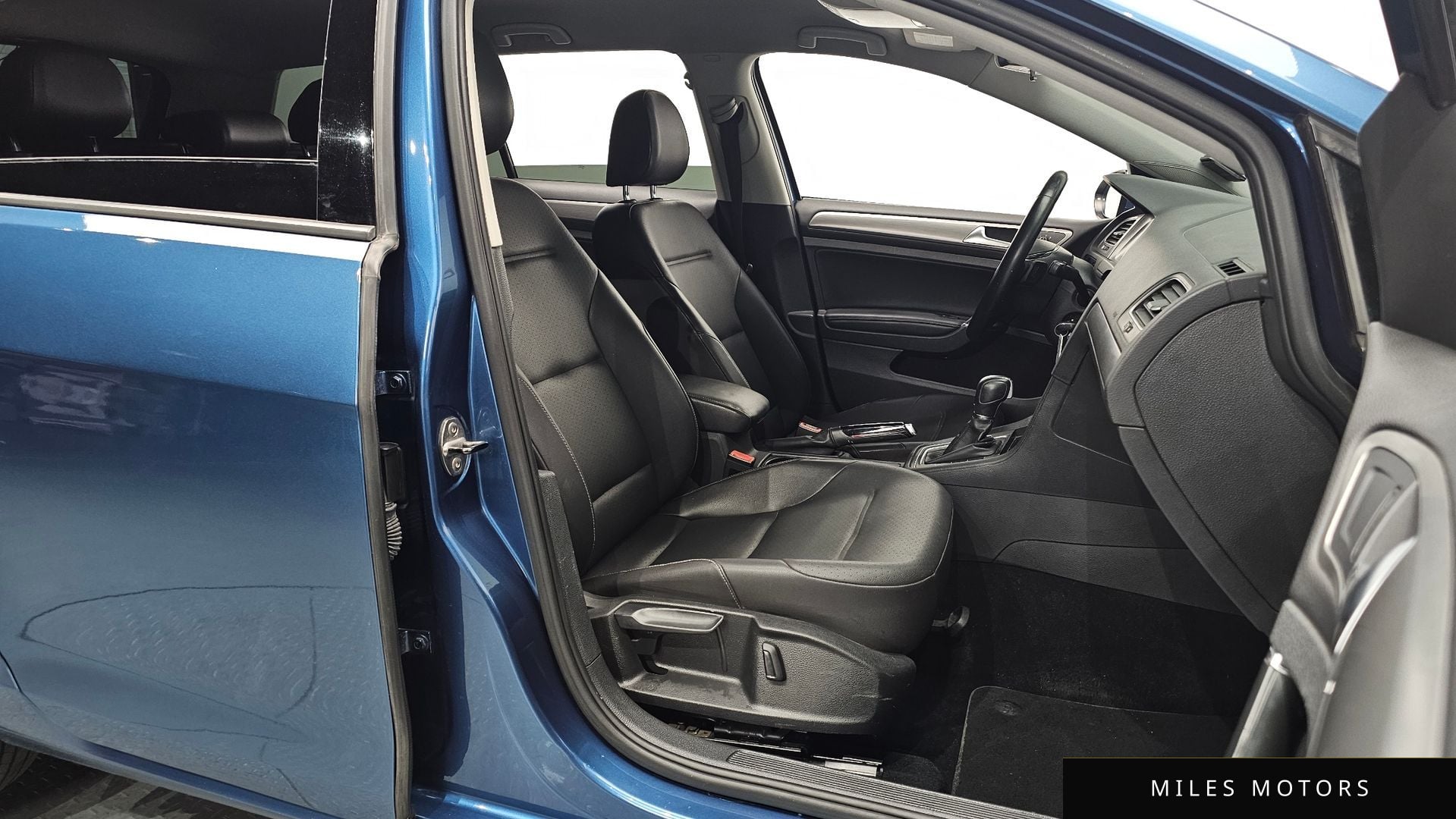 Volkswagen 골프 2015 — миниатюра 10