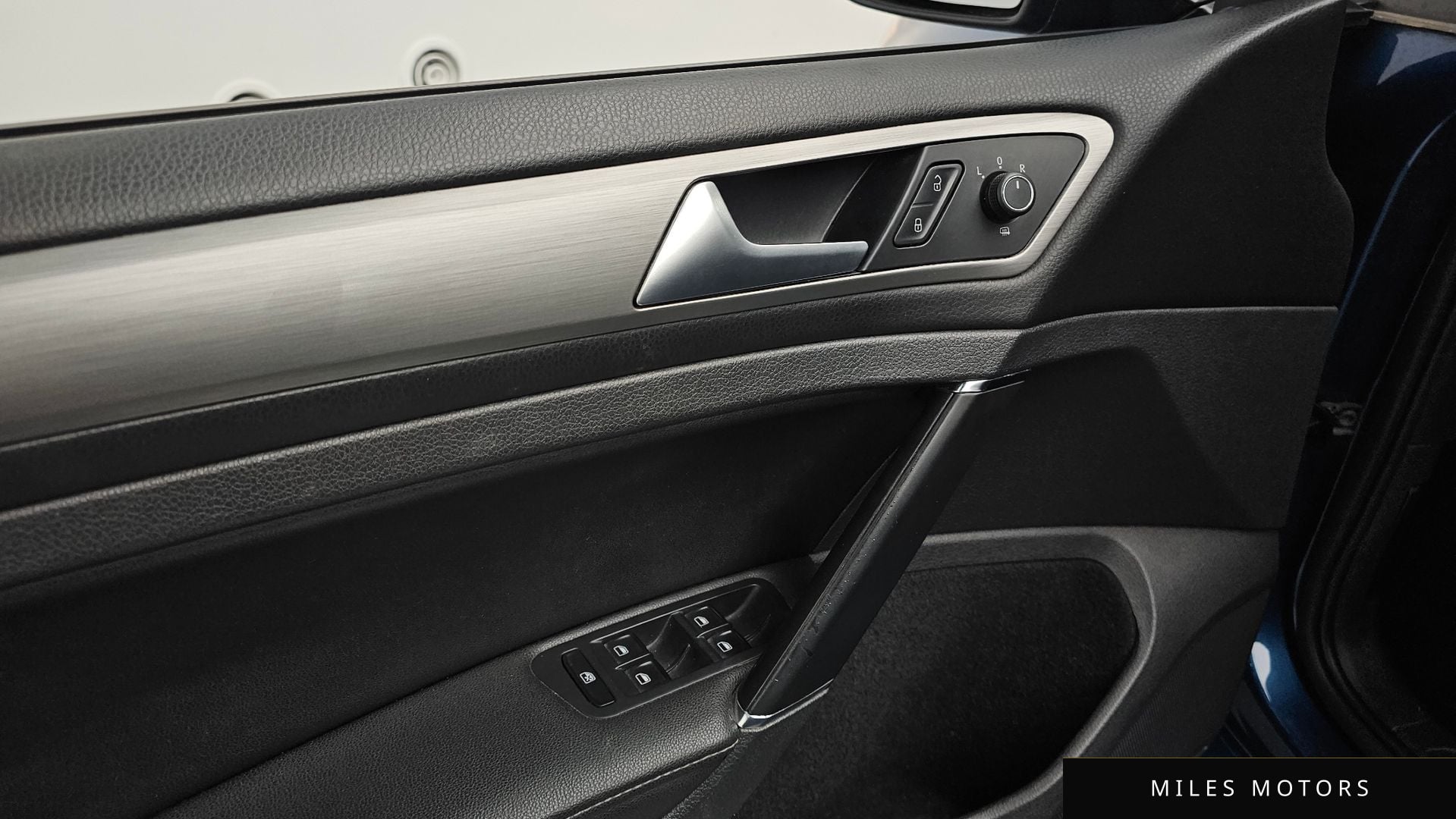 Volkswagen 골프 2015 — миниатюра 17