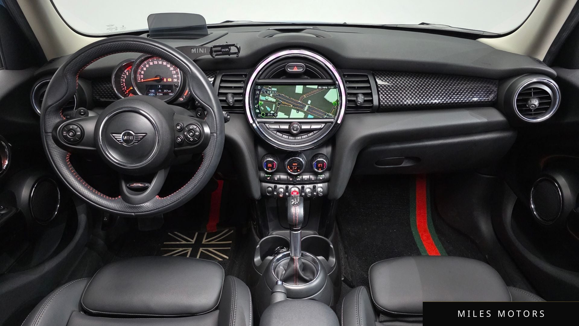 MINI Cooper S 2019 — миниатюра 6