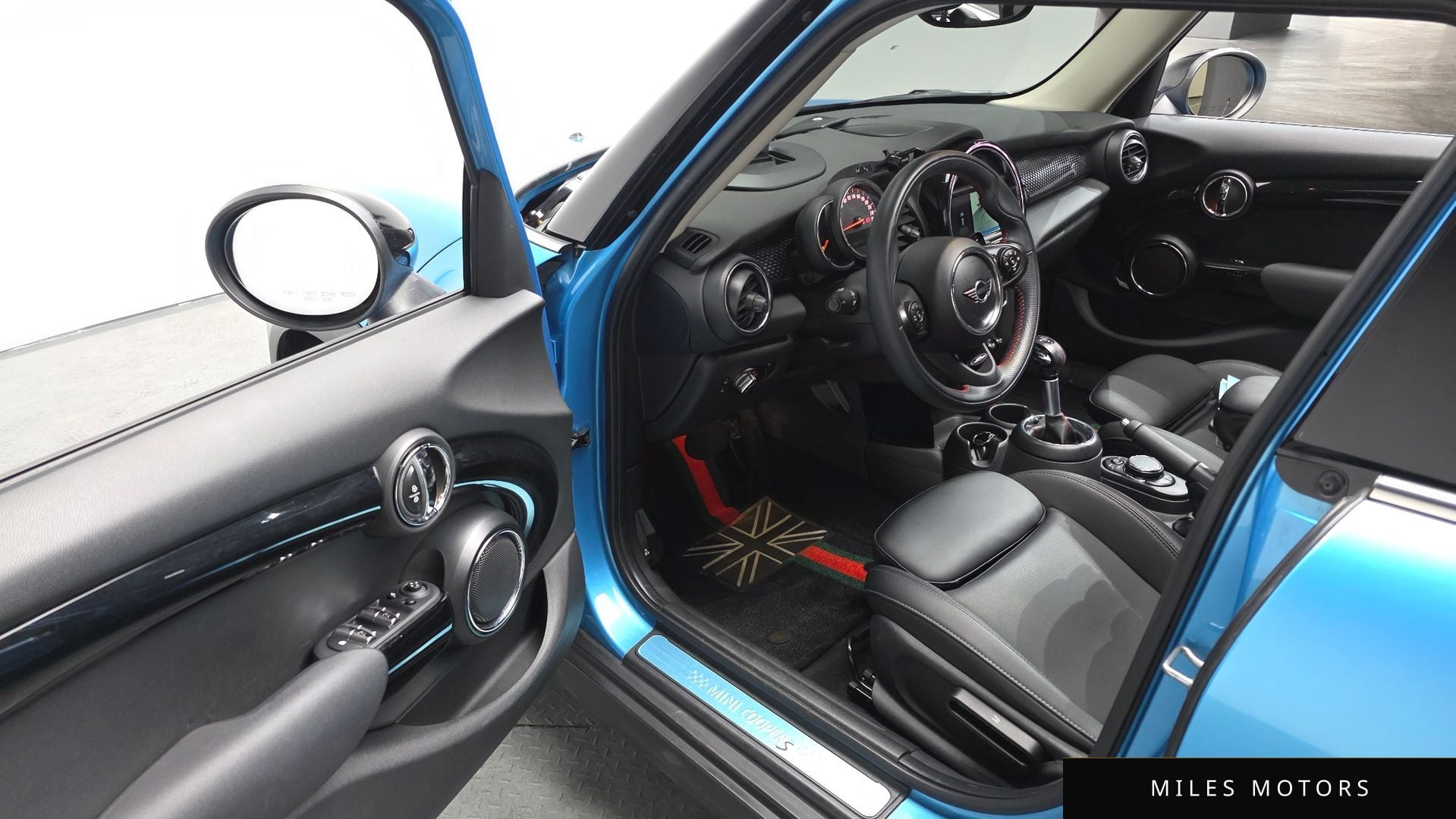MINI Cooper S 2019 — миниатюра 9