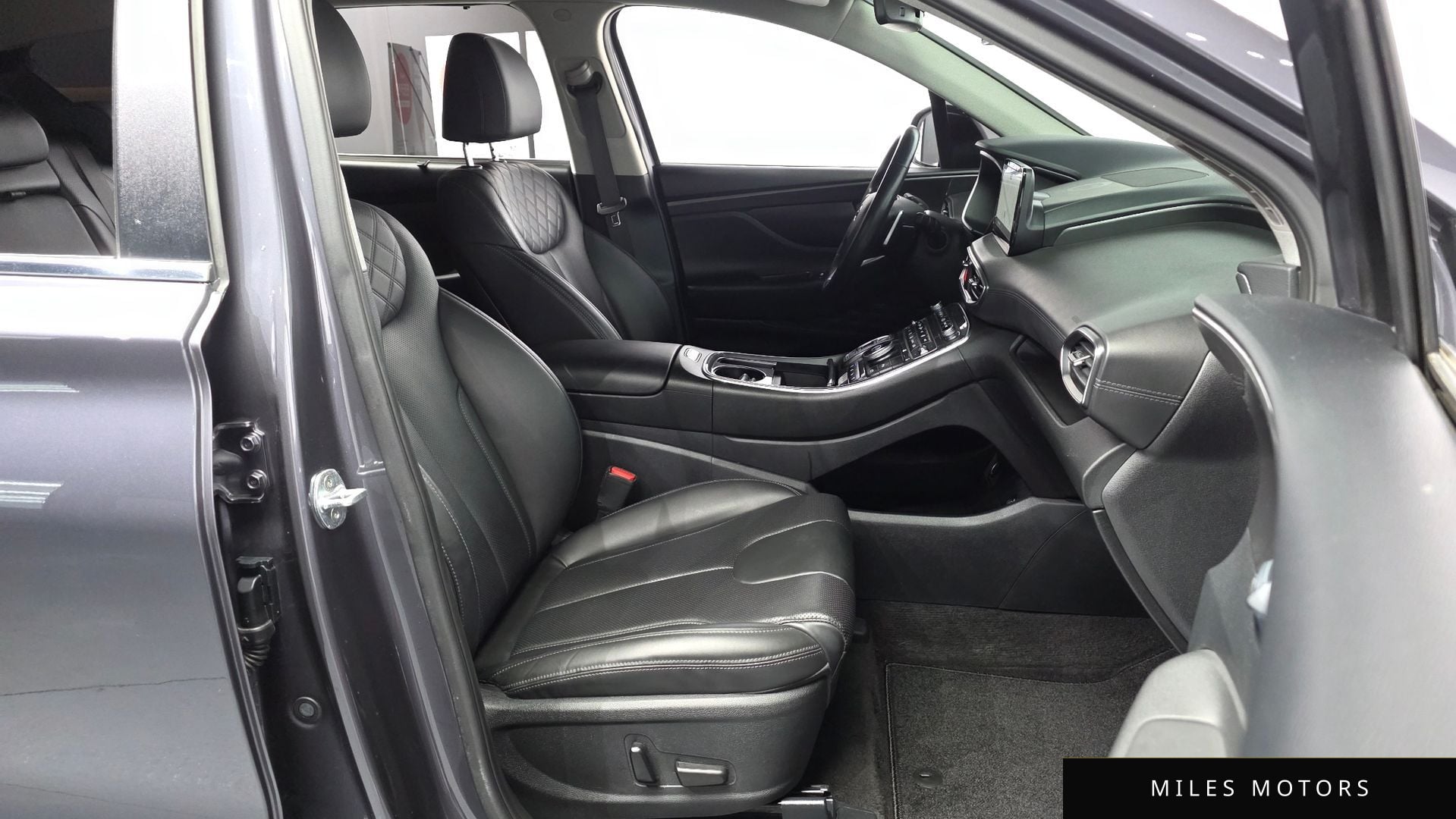 Hyundai Santafe 2022 — миниатюра 11