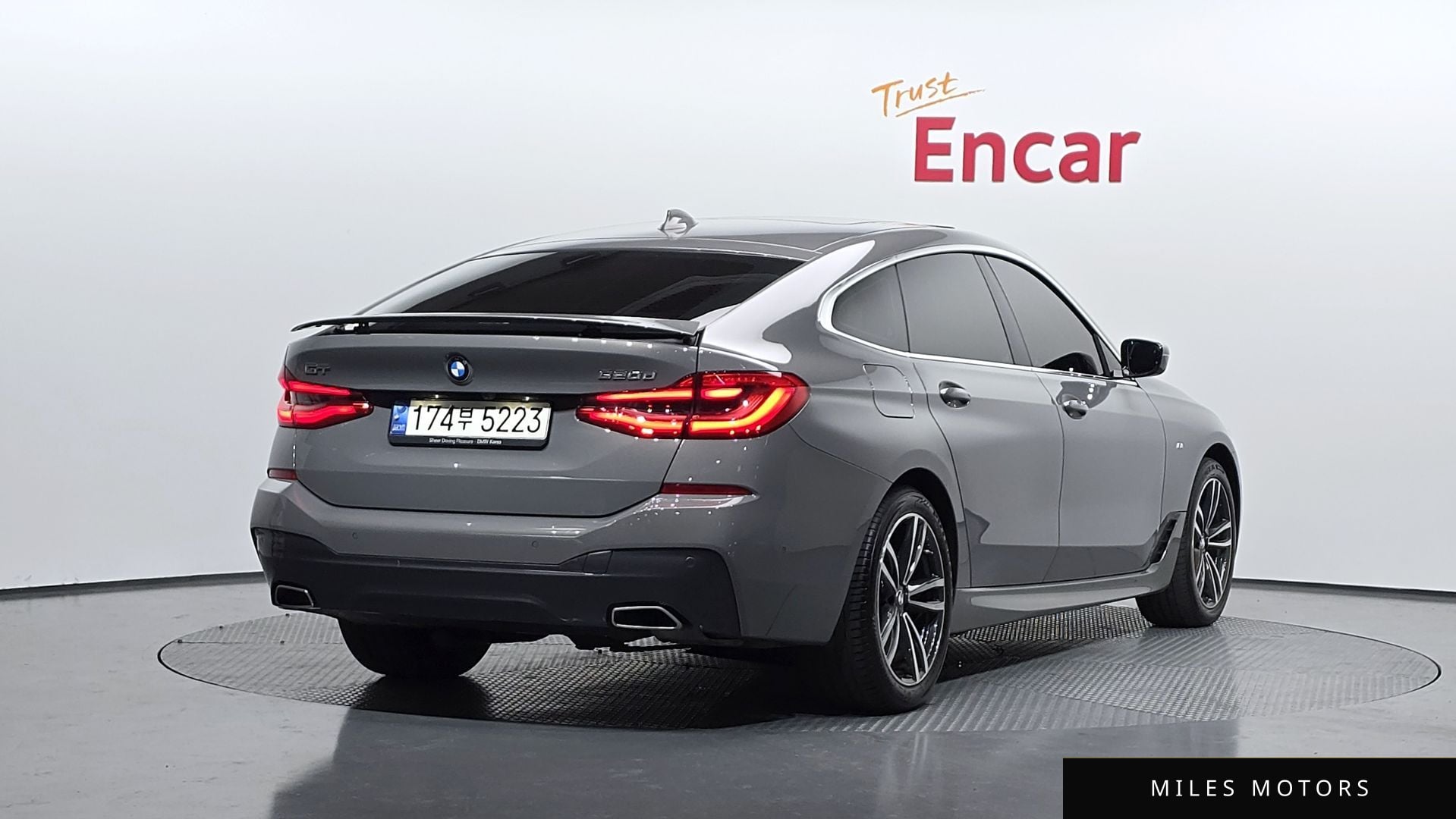 BMW 6 Series GT (G32) 2021 — миниатюра 2
