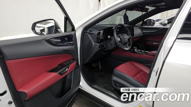 Лексус NX350h 2025 — миниатюра 10
