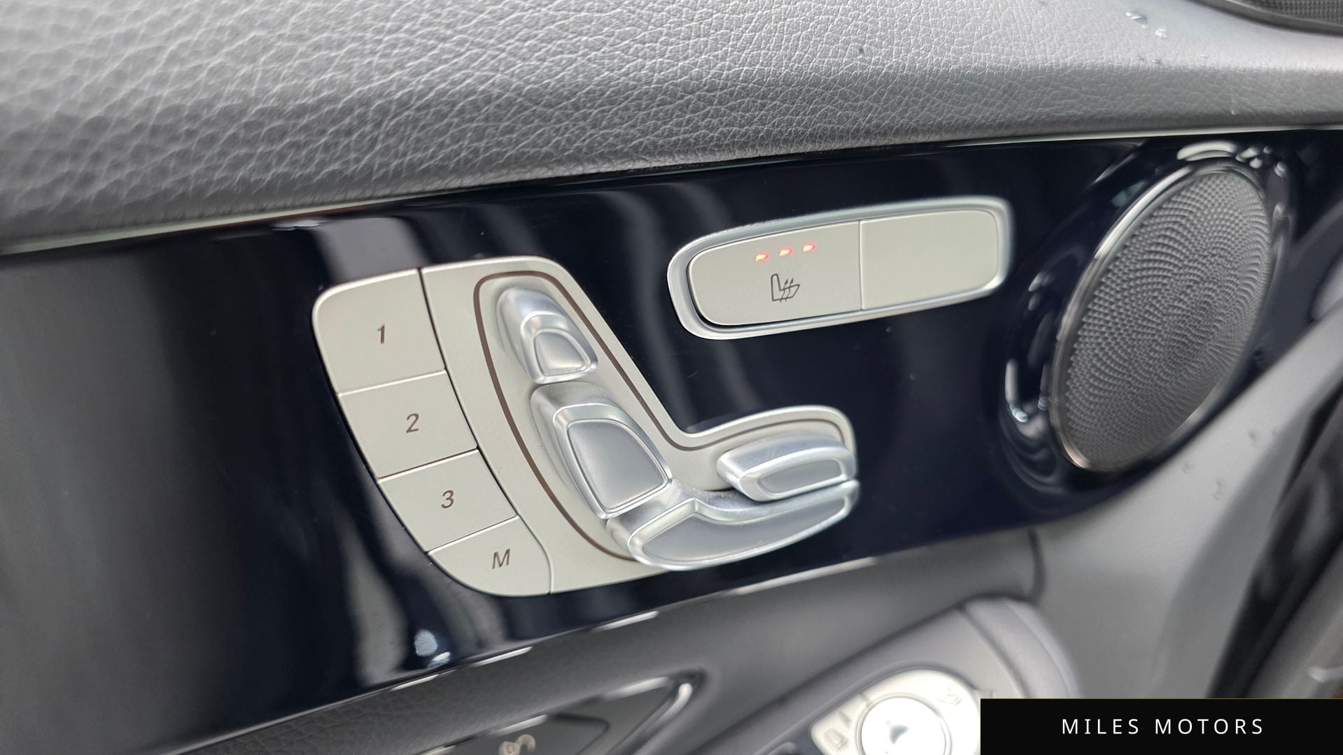 Mercedes-Benz C-클래스 W205 2019 — миниатюра 16