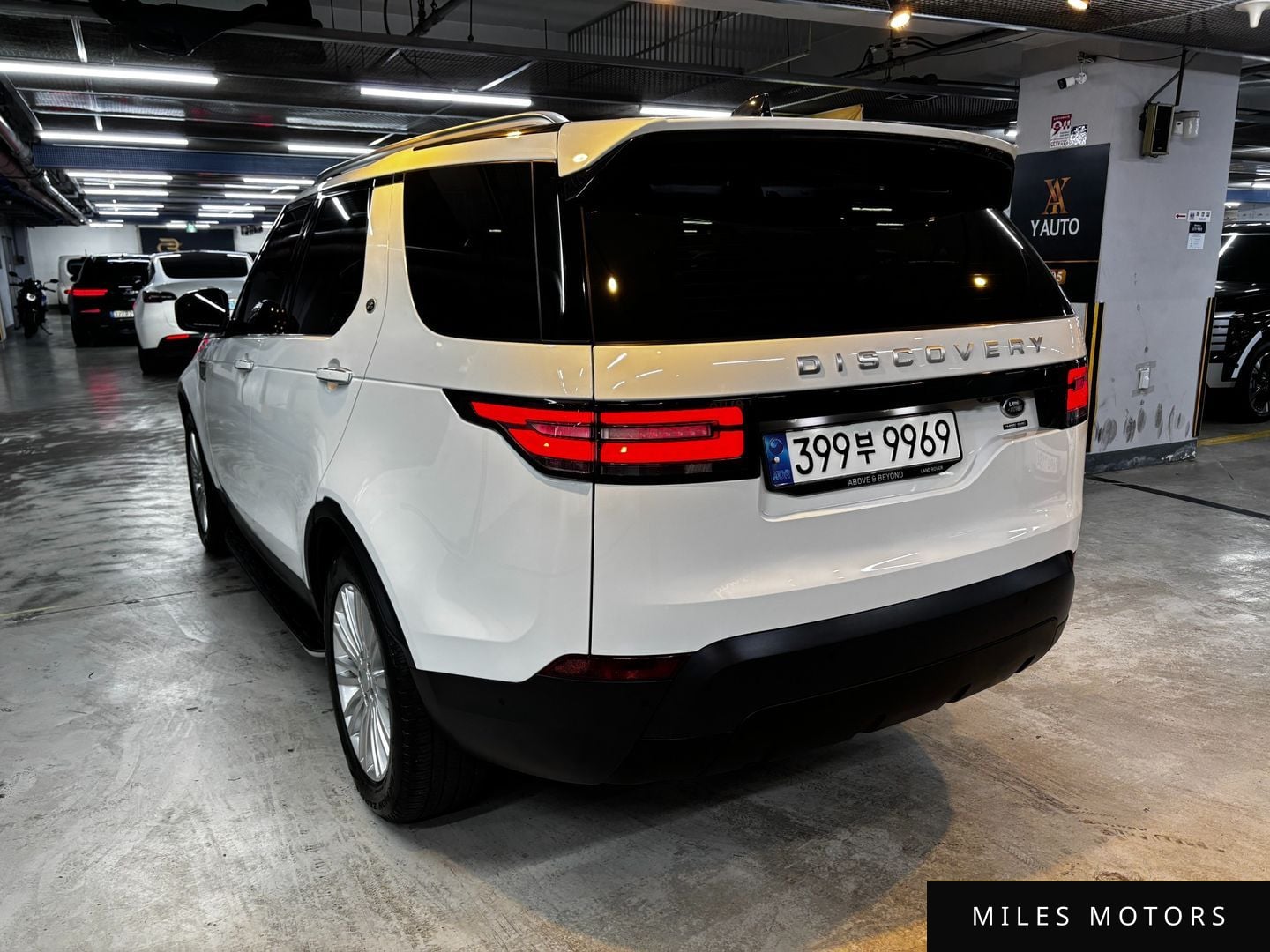 Land Rover Discovery 2020 — миниатюра 2