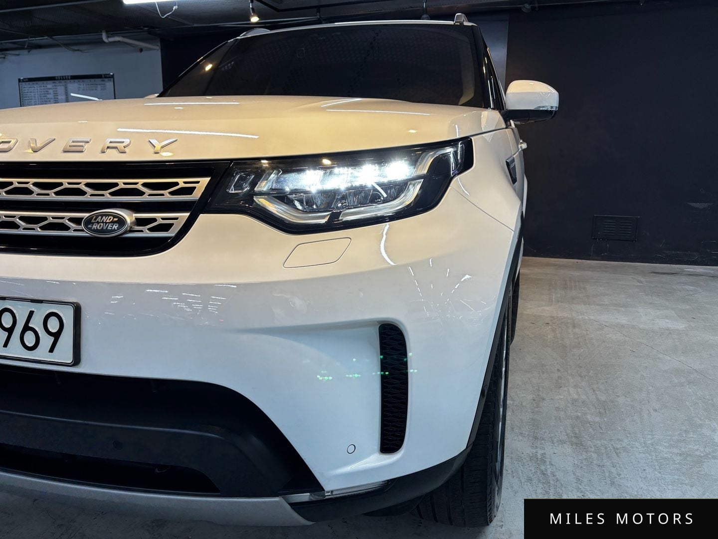 Land Rover Discovery 2020 — миниатюра 15