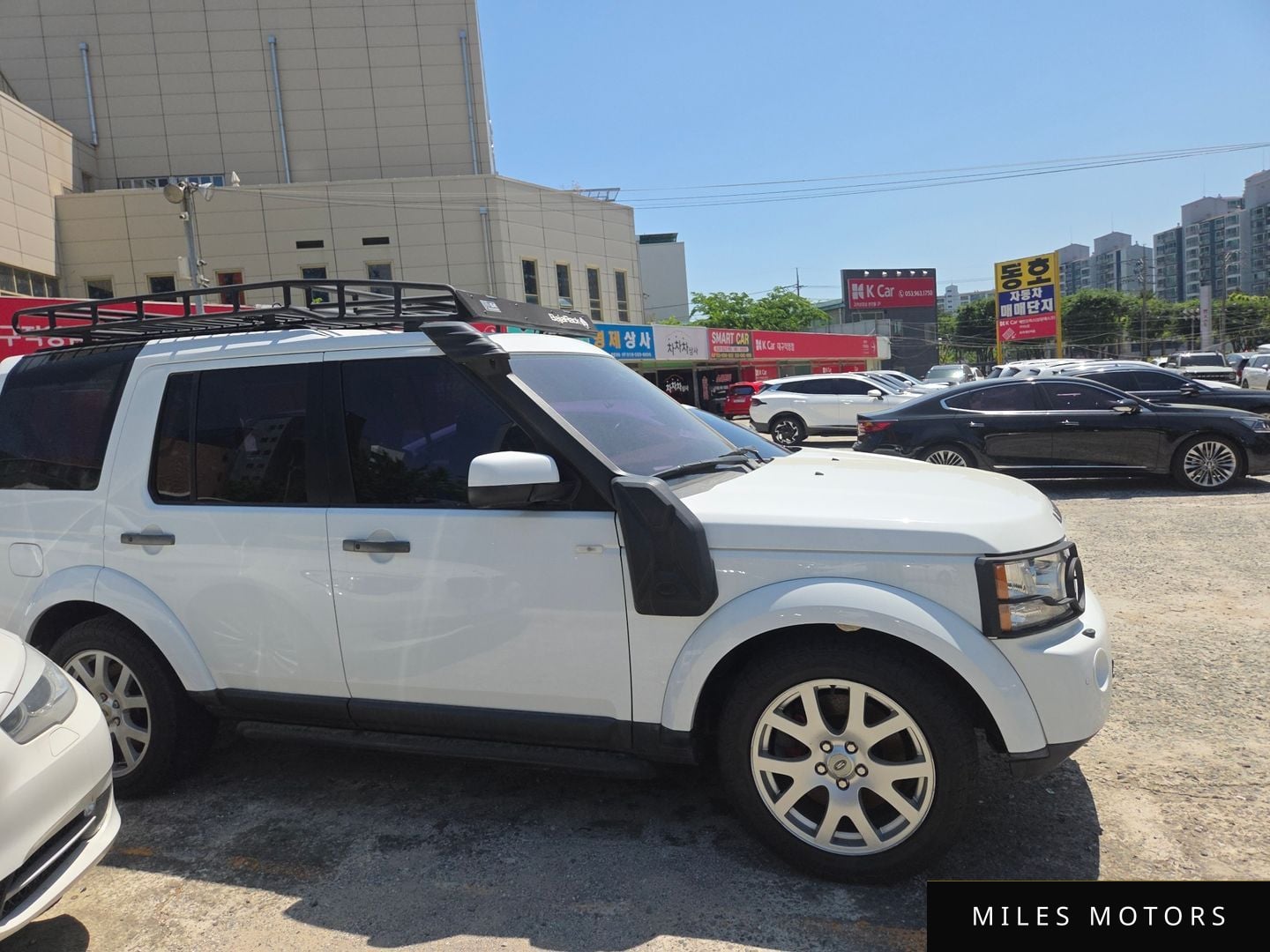 Land Rover Discovery 2012 — миниатюра 8
