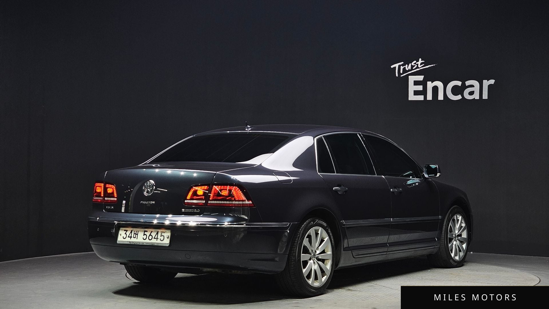 Volkswagen Phaeton 2013 — миниатюра 2
