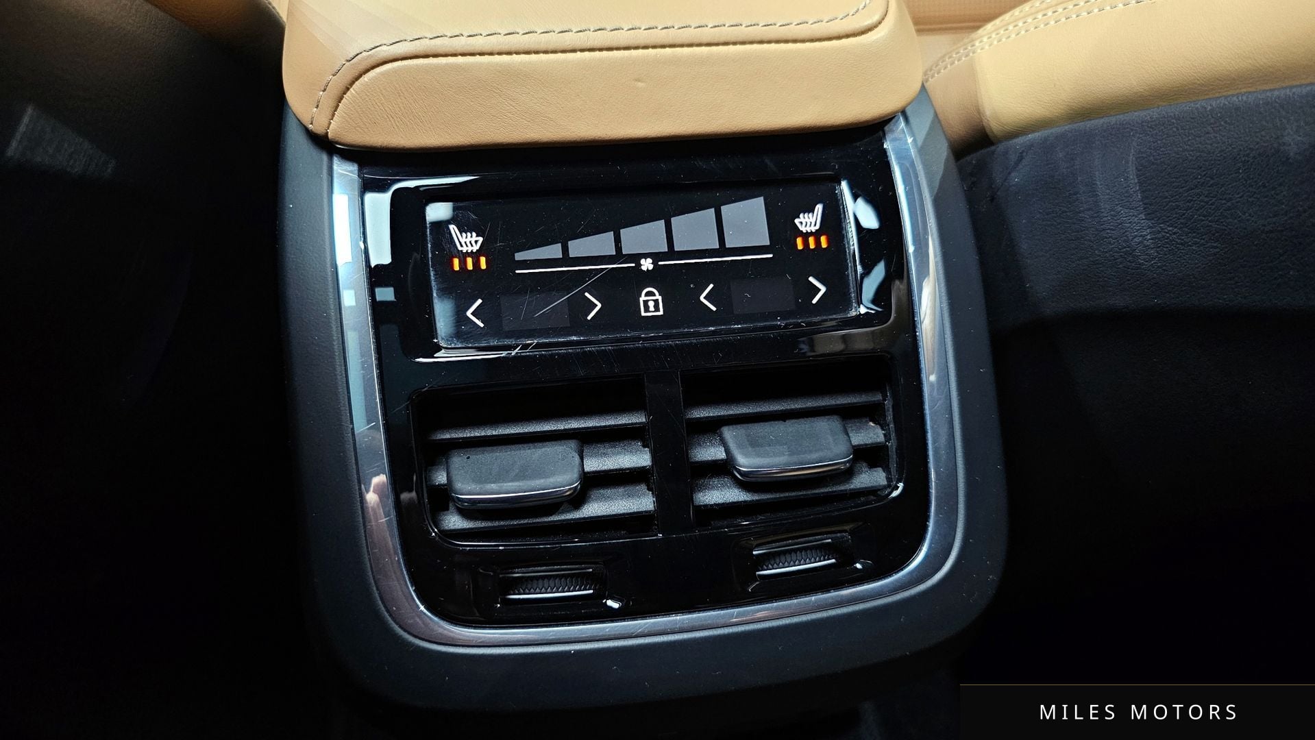 Volvo S60 2021 — миниатюра 17