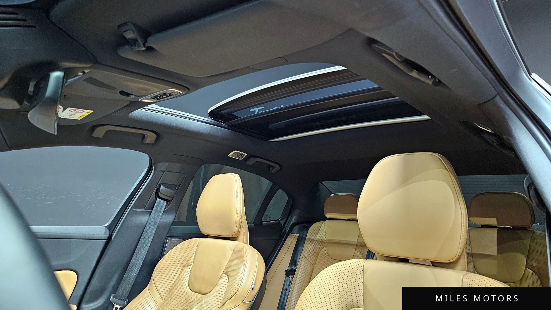 Volvo S60 2021 — миниатюра 18