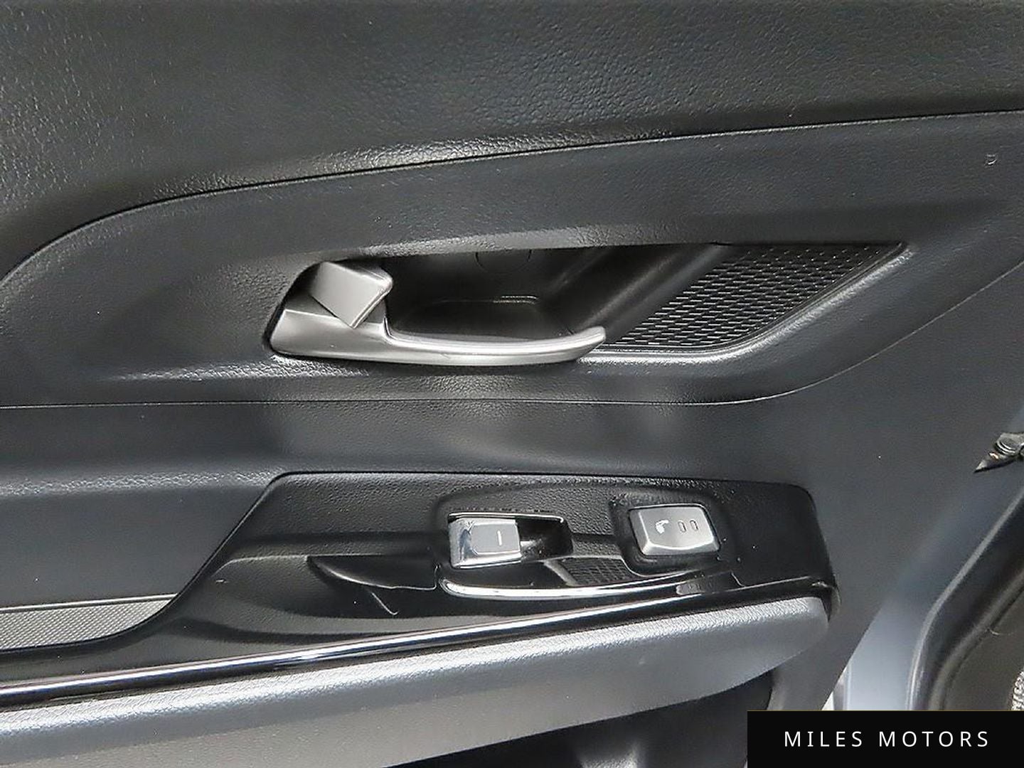 KG Mobility Beautiful Korando 2019 — миниатюра 10