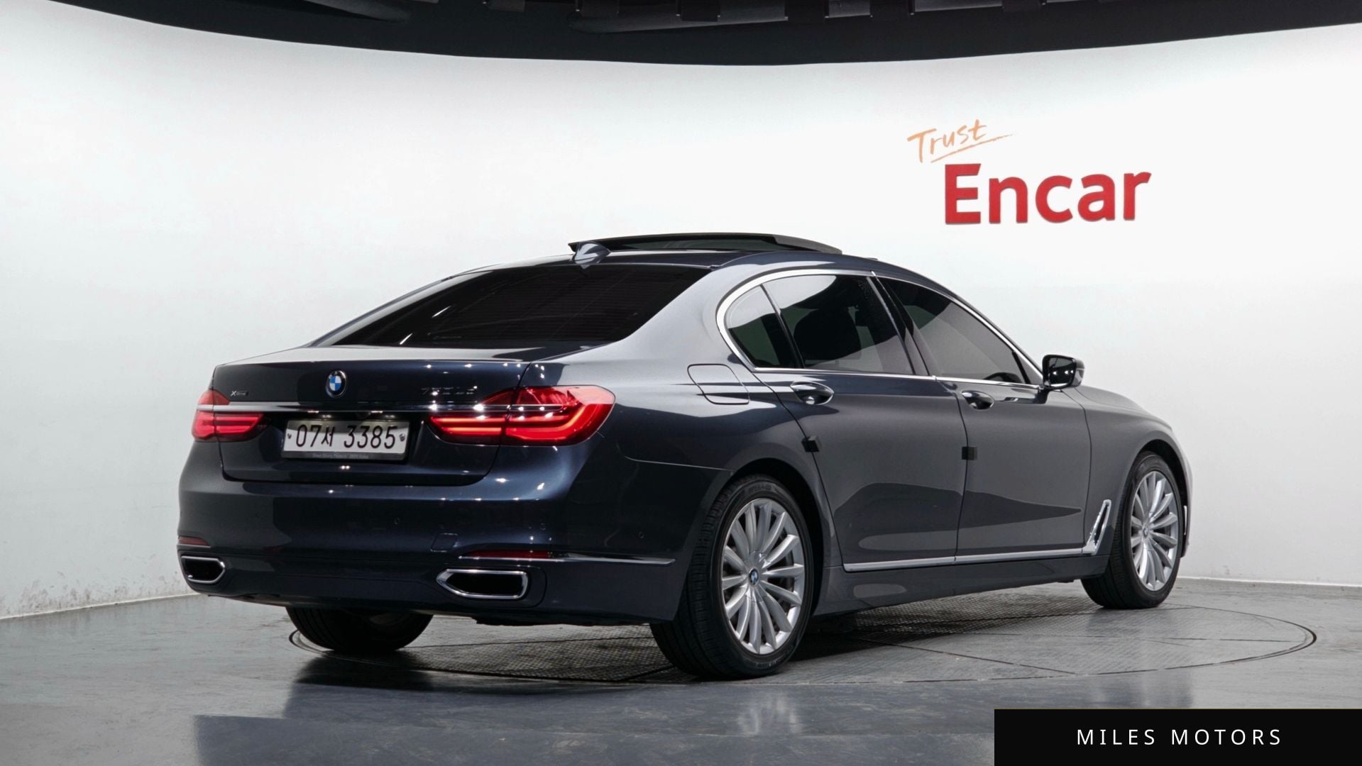 BMW 7 Series (G11) 2016 — миниатюра 2