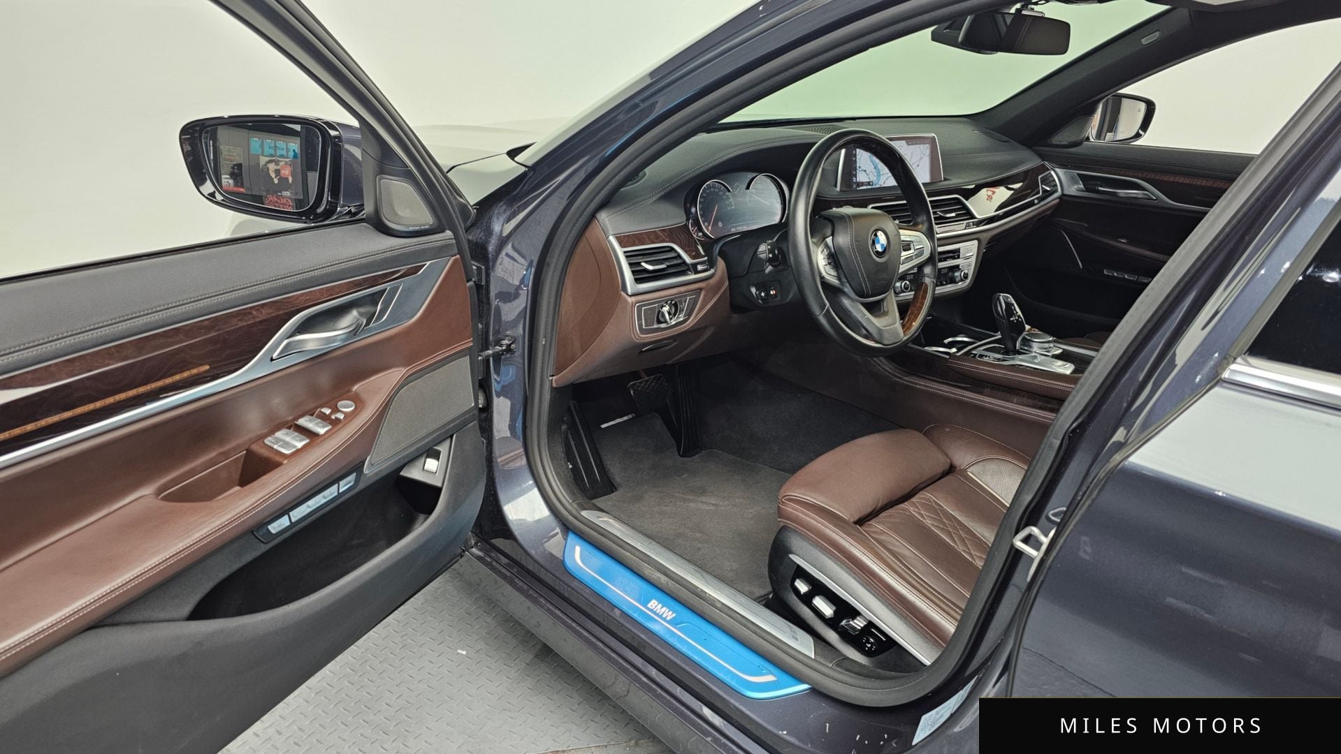 BMW 7 Series (G11) 2016 — миниатюра 10