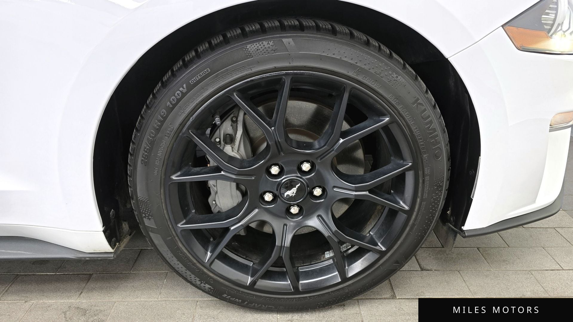Ford 머스탱 2023 — миниатюра 5