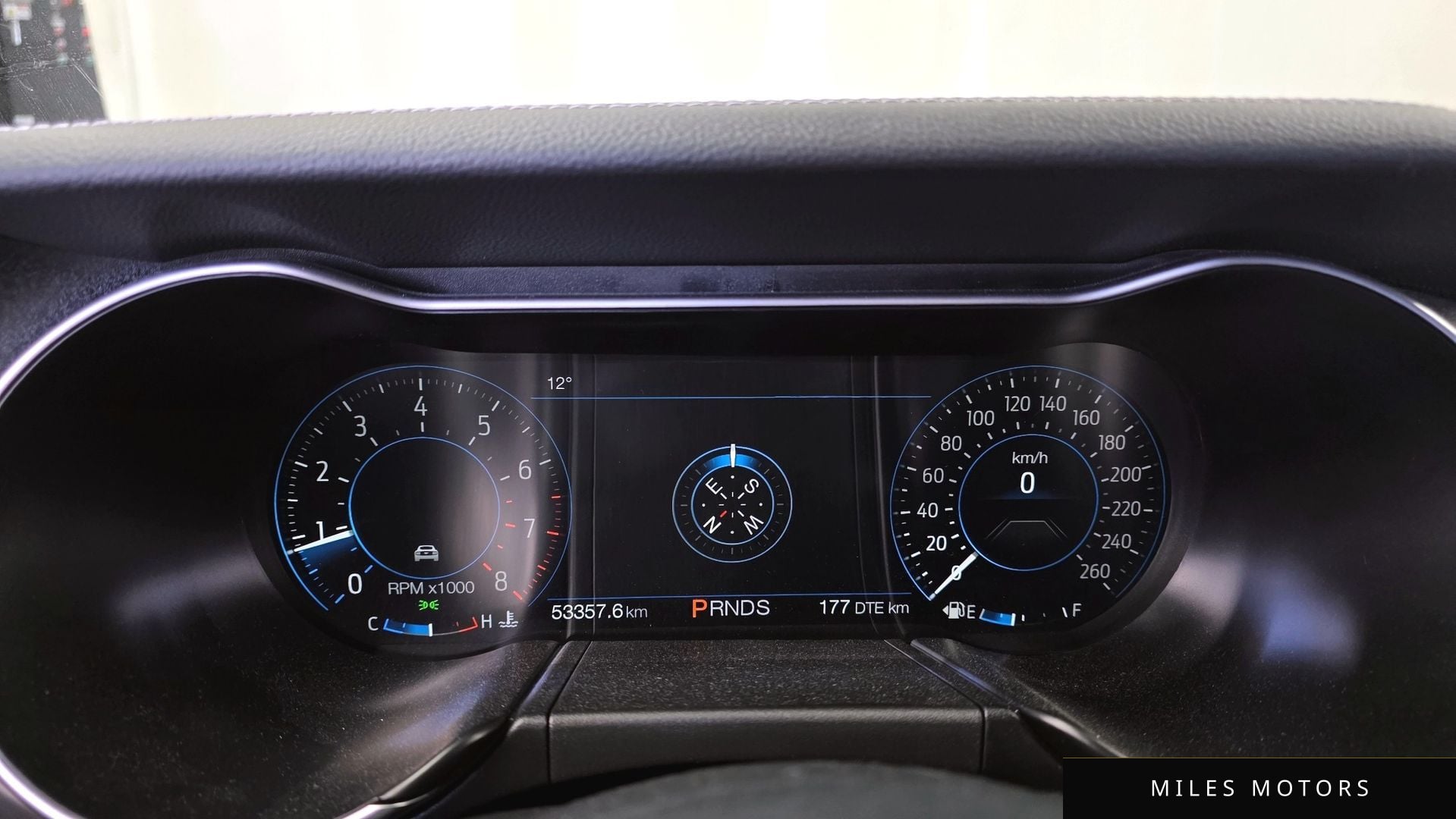 Ford 머스탱 2023 — миниатюра 8