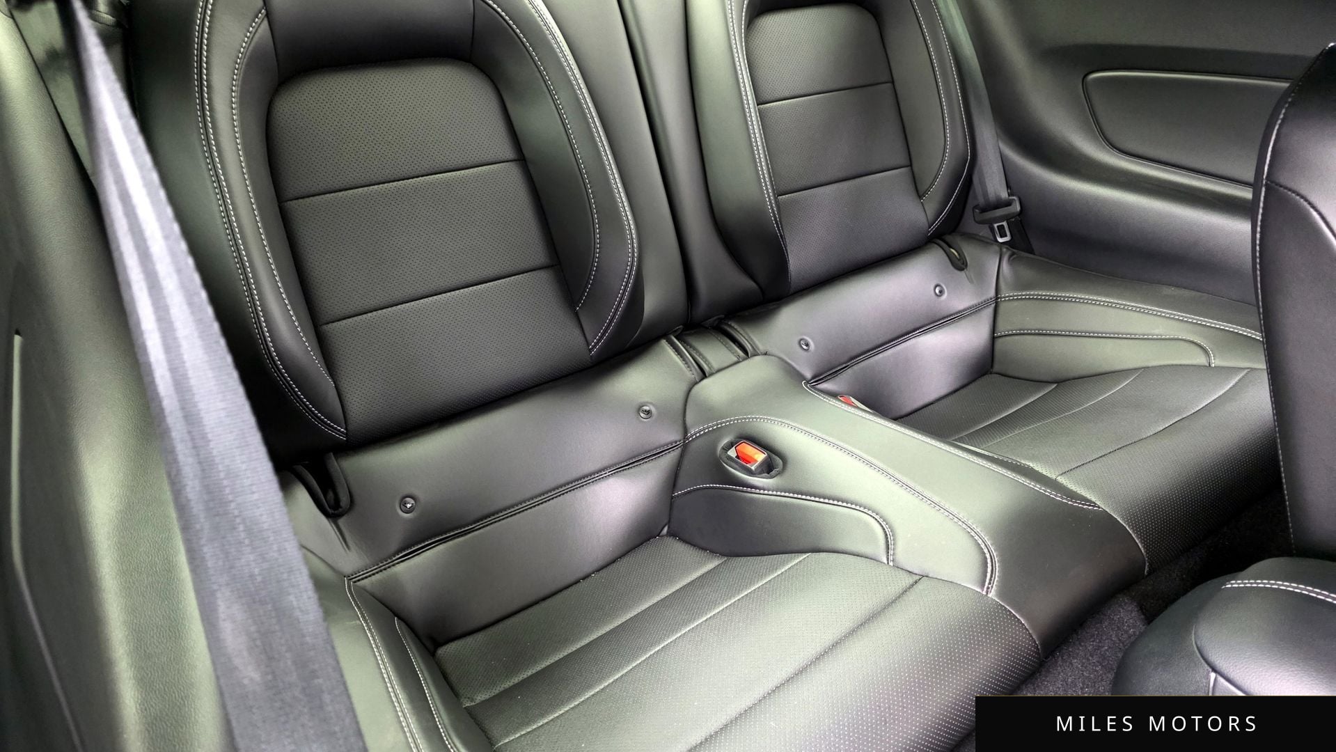 Ford 머스탱 2023 — миниатюра 12