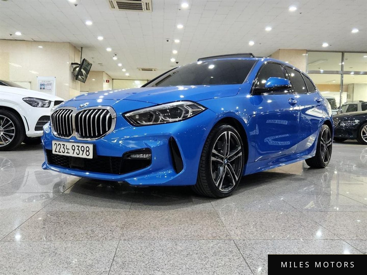 BMW 1 Series (F40) 2023 — фото 1 из 12