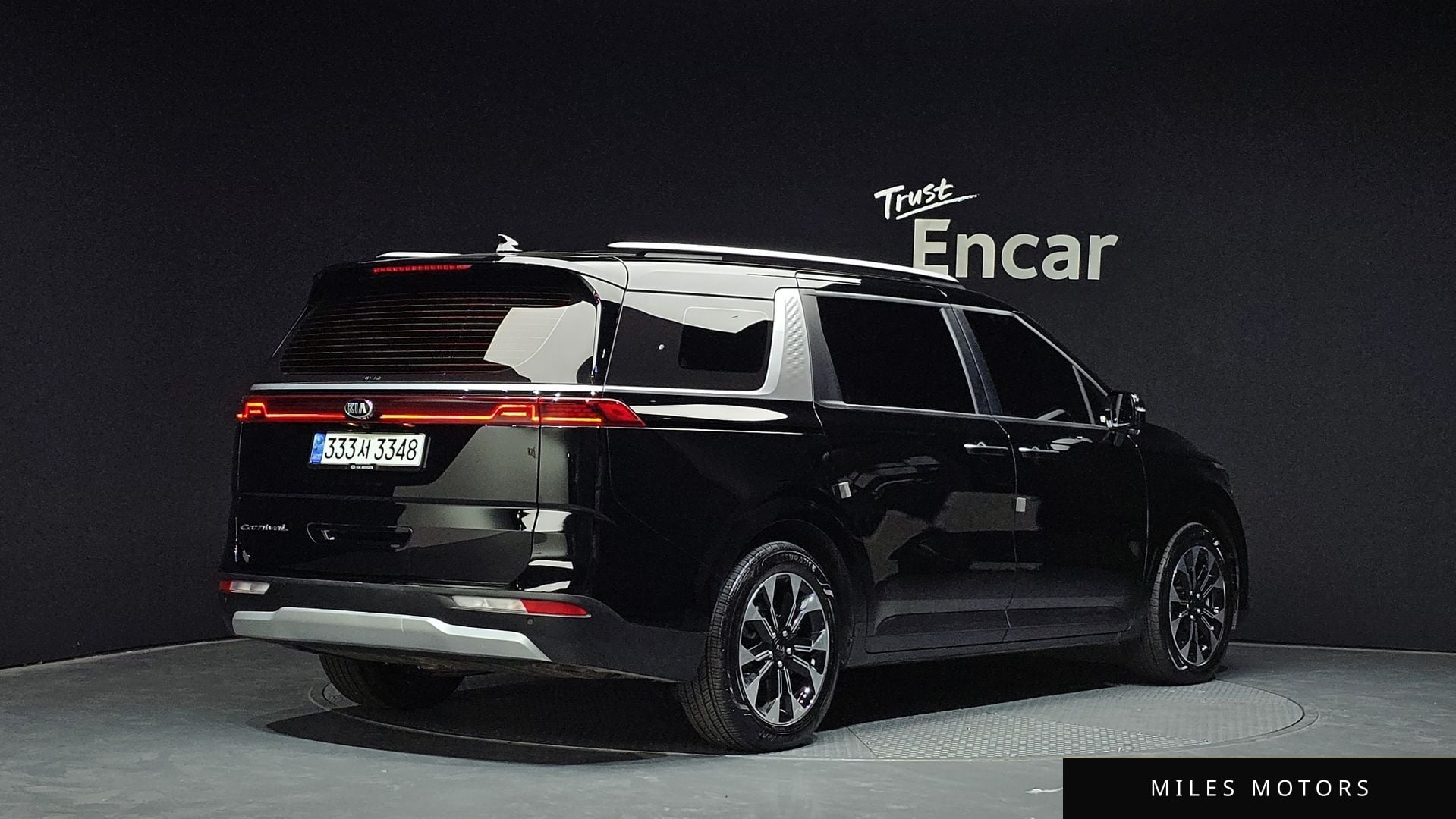 Kia Carnival 2021 — миниатюра 2