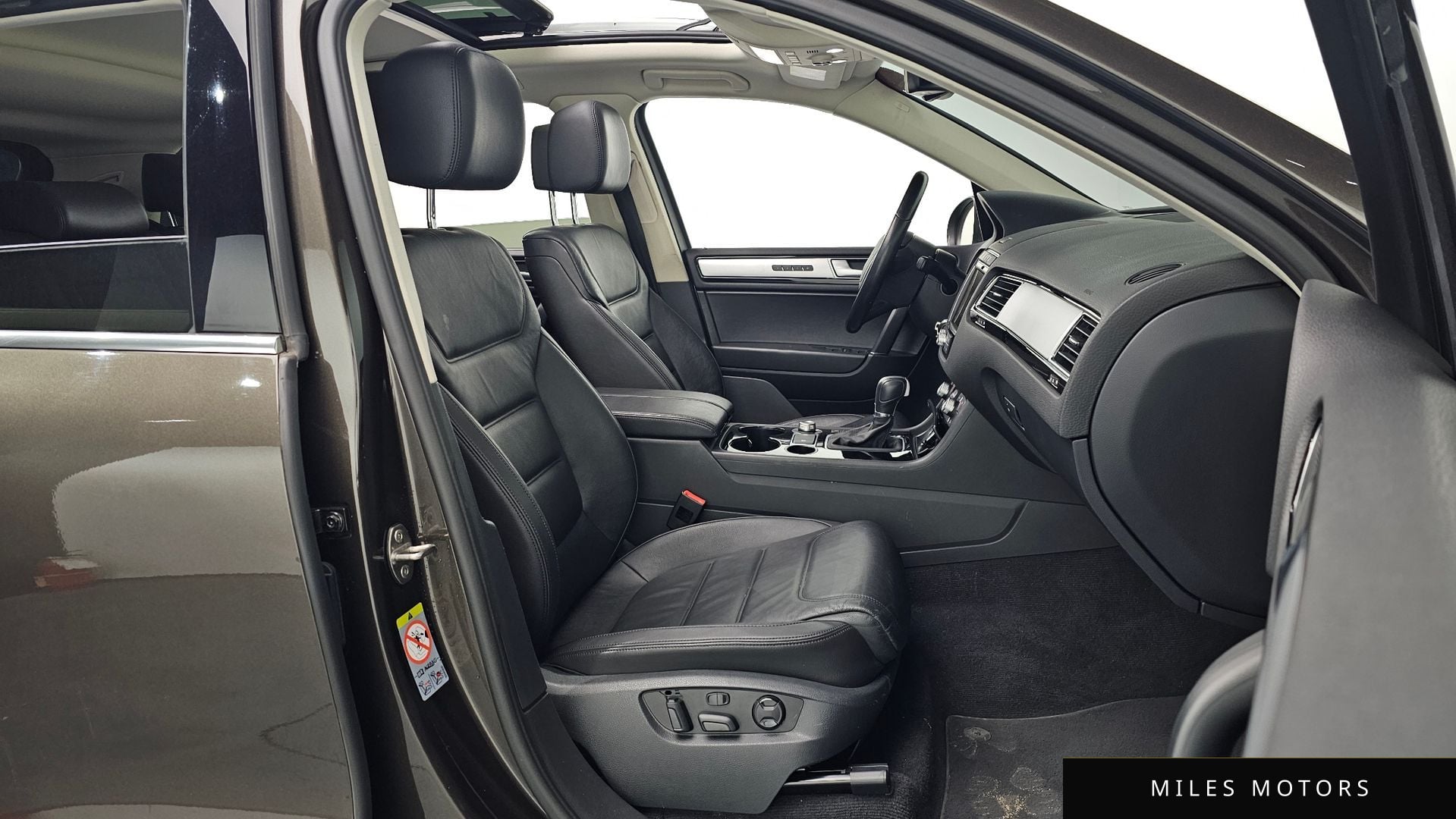 Volkswagen Touareg 2016 — миниатюра 10