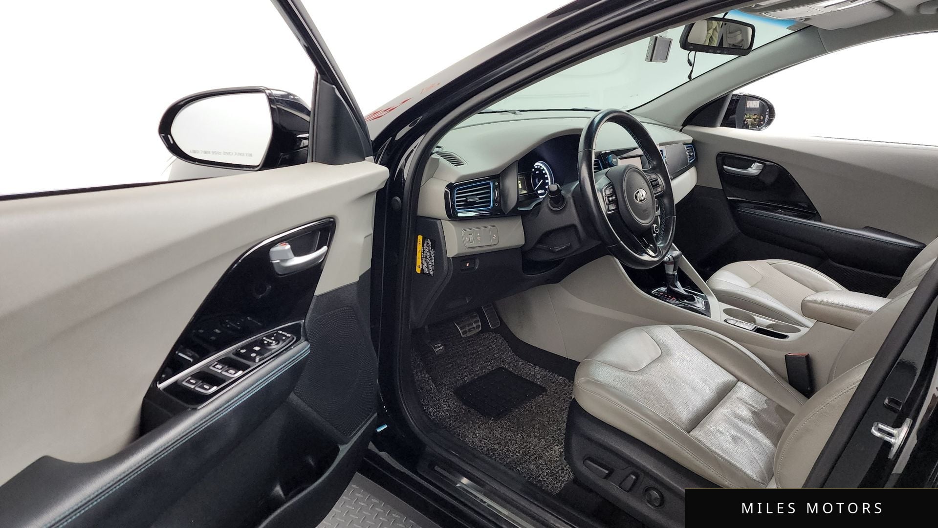 Kia Niro 2017 — миниатюра 10