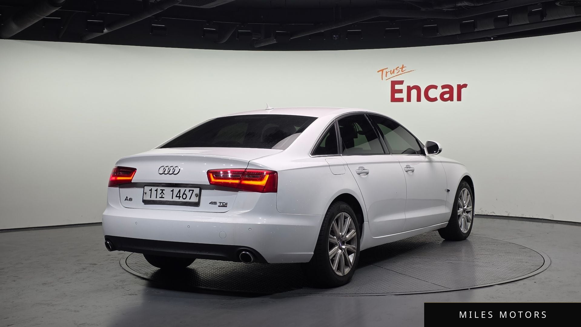Audi A6 2015 — миниатюра 2