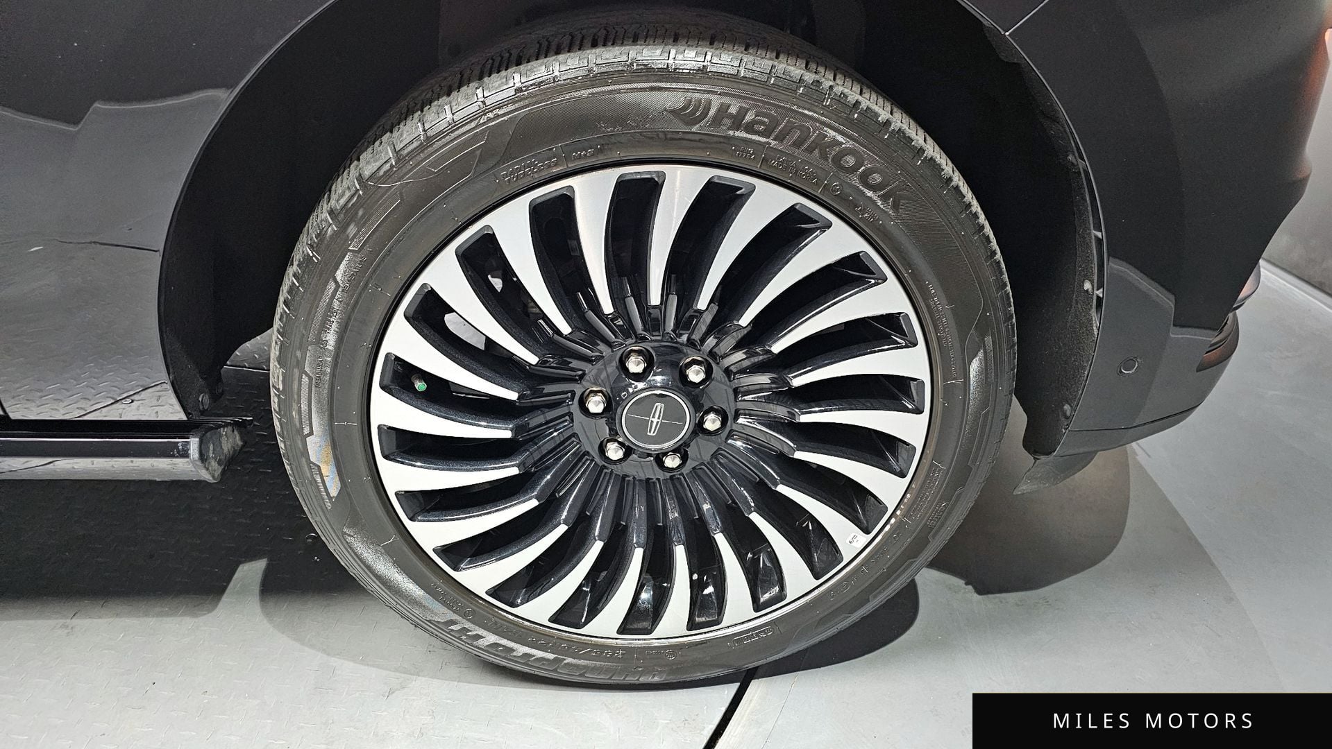 Lincoln Navigator 2019 — миниатюра 5