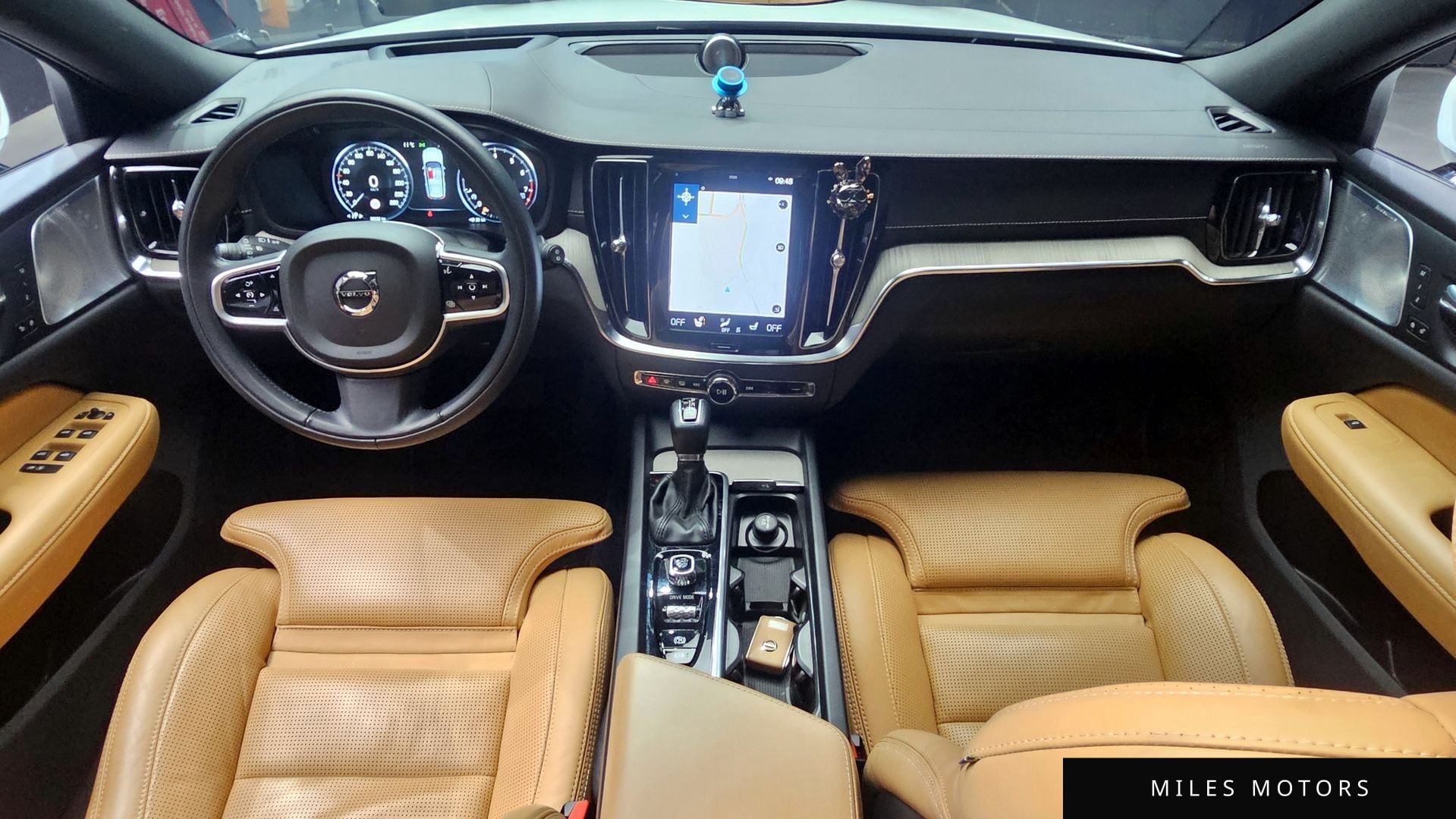 Volvo V60 2019 — миниатюра 7