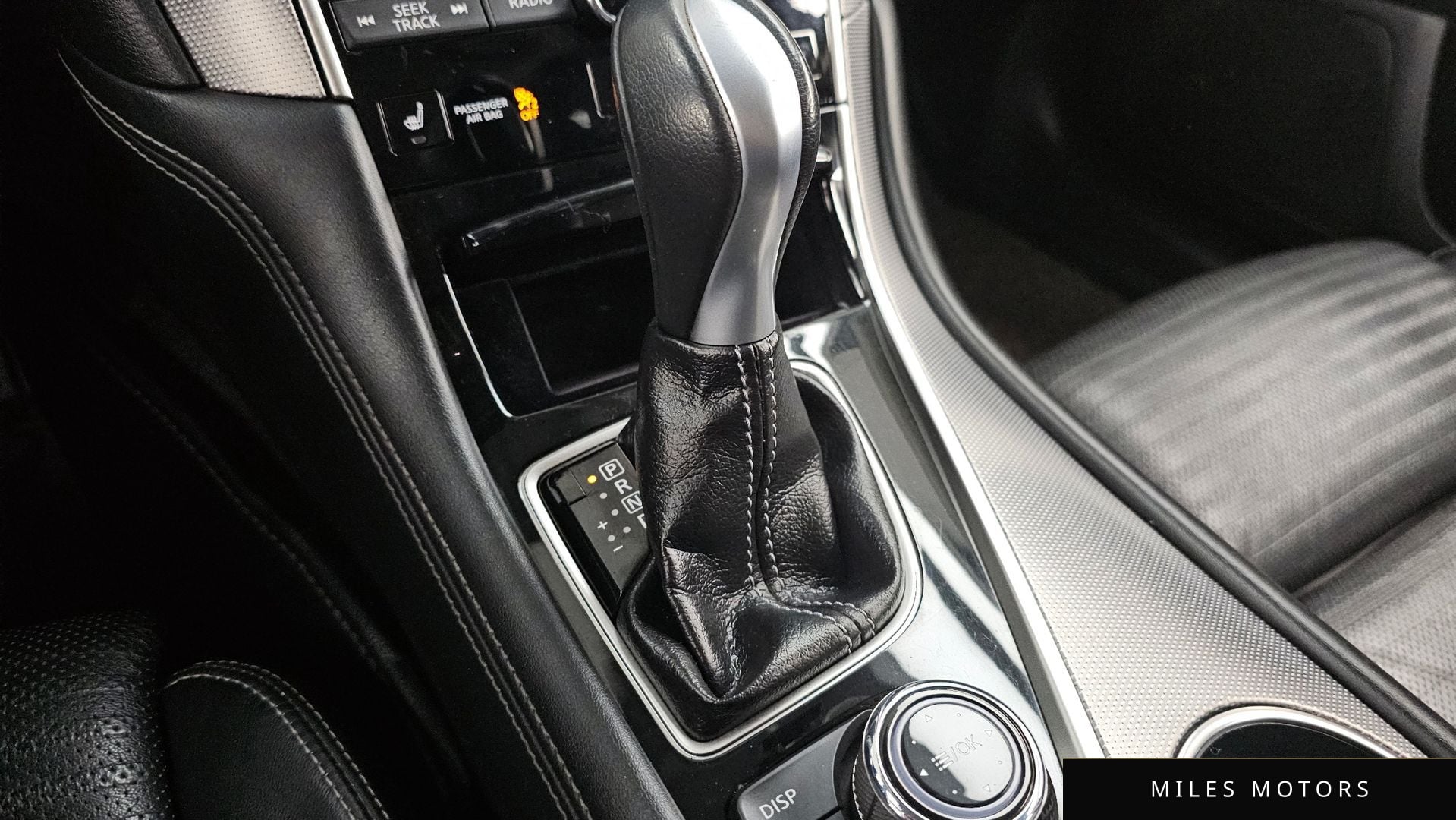 Infiniti Q50 2016 — миниатюра 9
