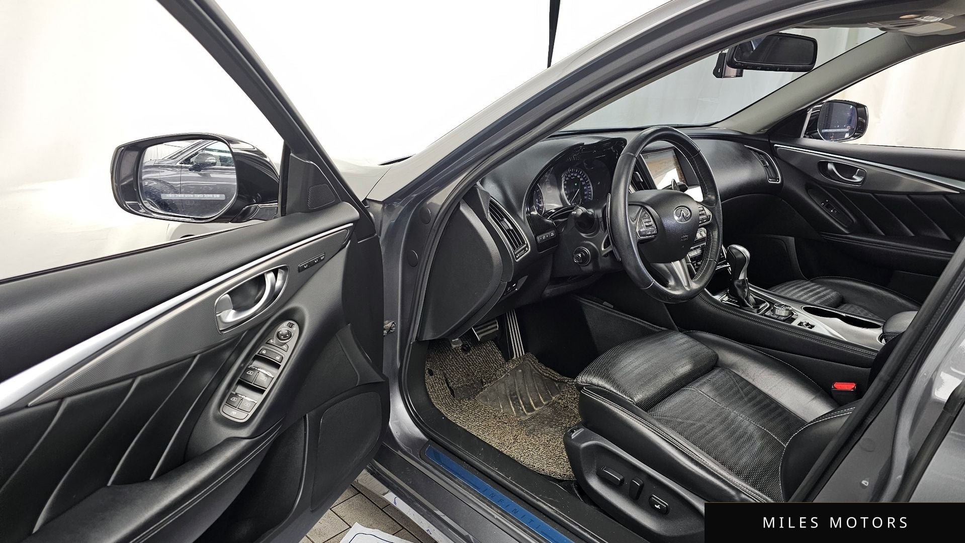Infiniti Q50 2016 — миниатюра 10