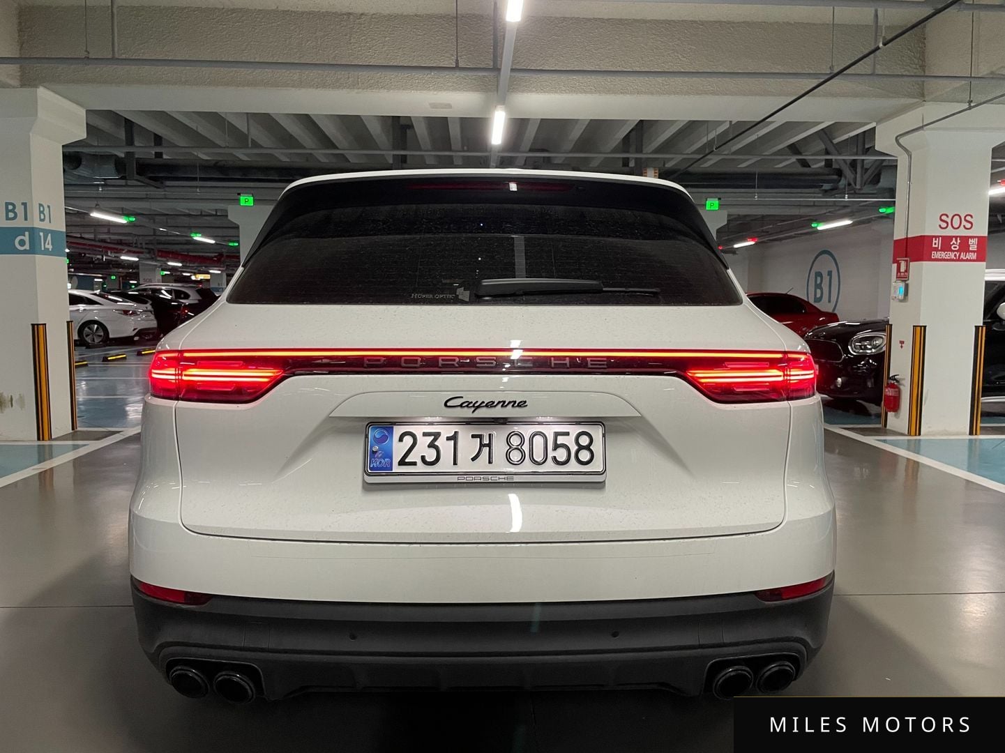 Porsche Cayenne 2023 — миниатюра 4