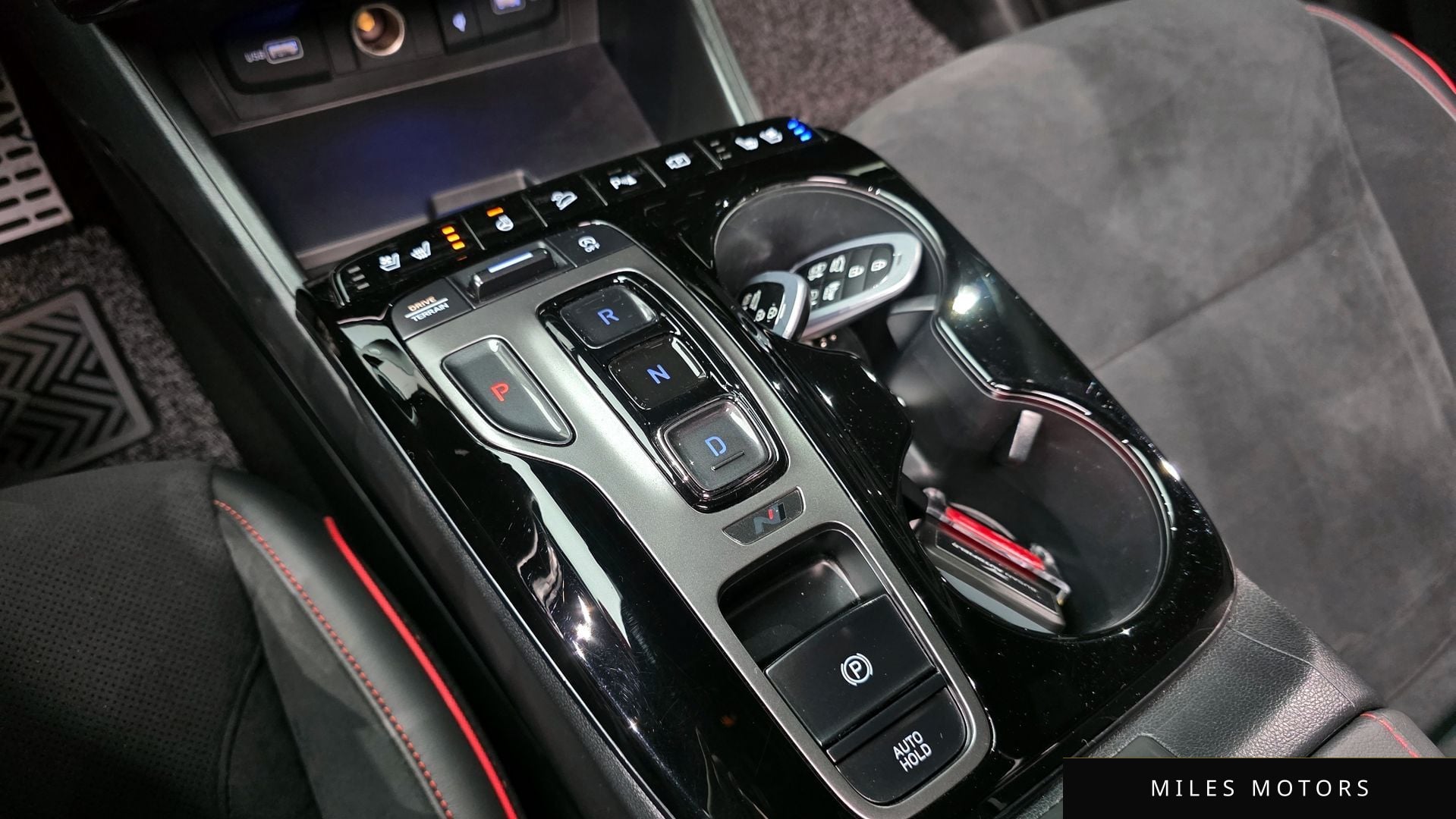 Hyundai Tucson 2023 — миниатюра 9