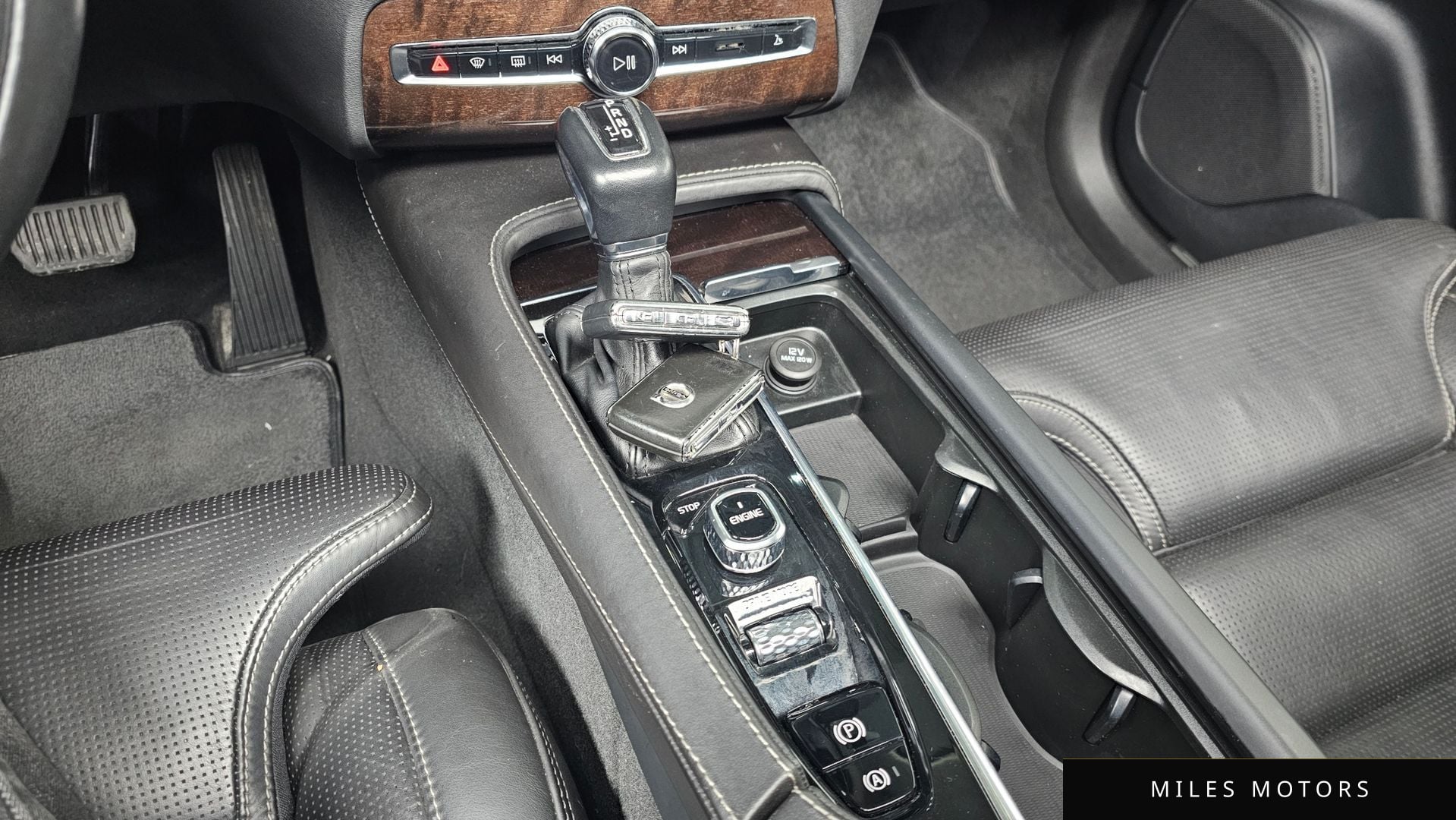 Volvo XC90 2017 — миниатюра 9