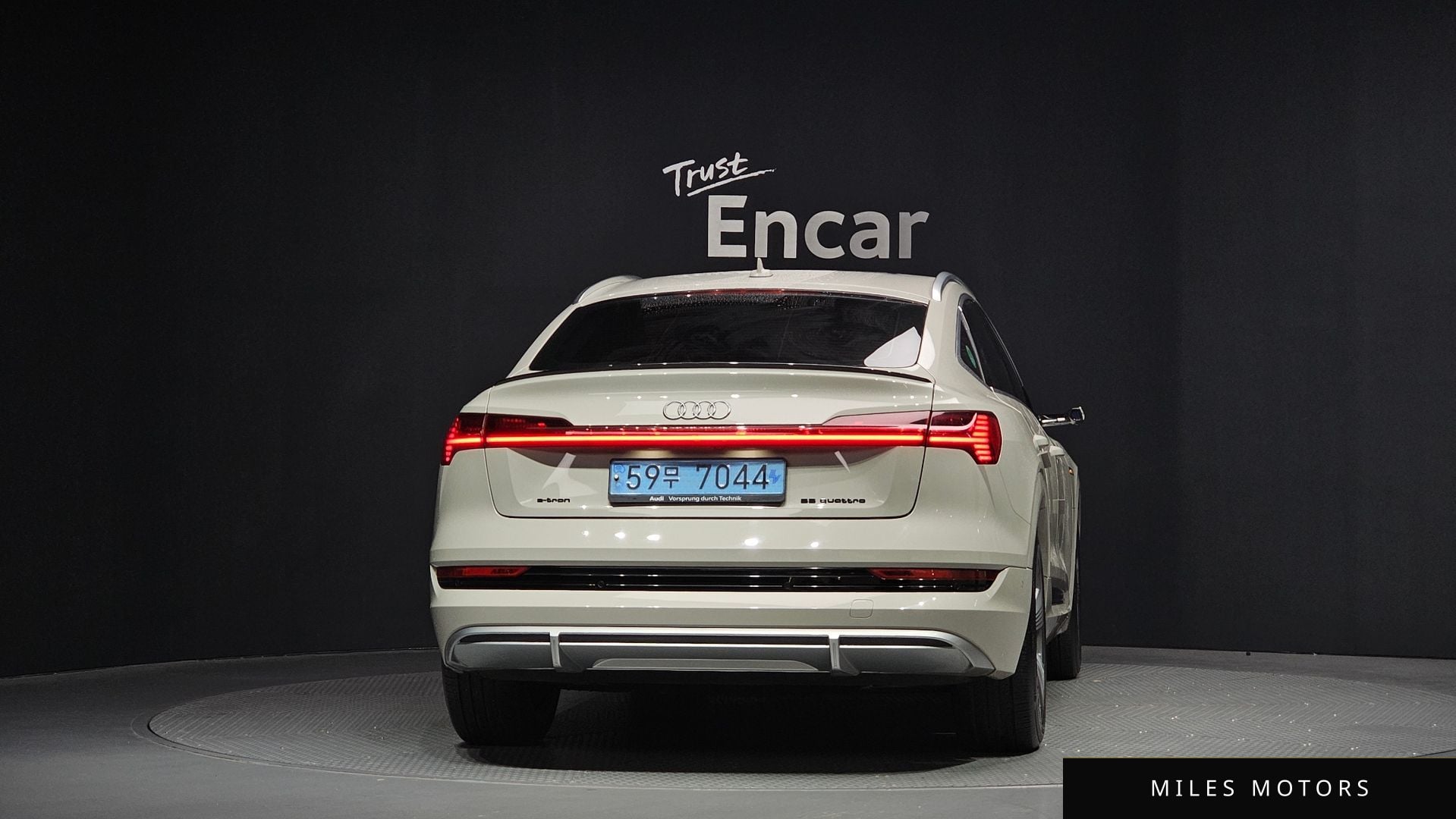 Audi e-트론 2022 — миниатюра 4
