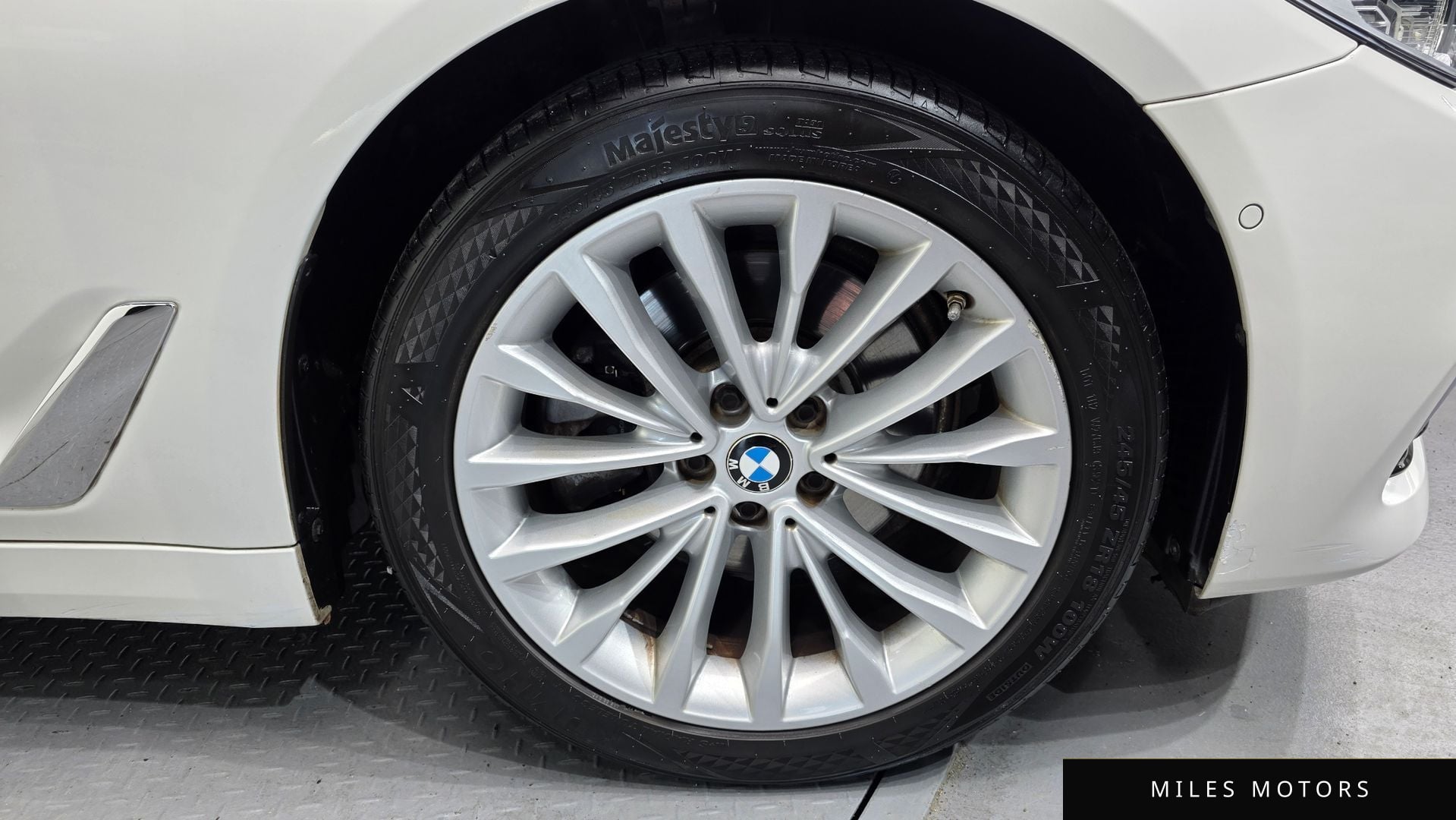 BMW 5시리즈 (G30) 2018 — миниатюра 5
