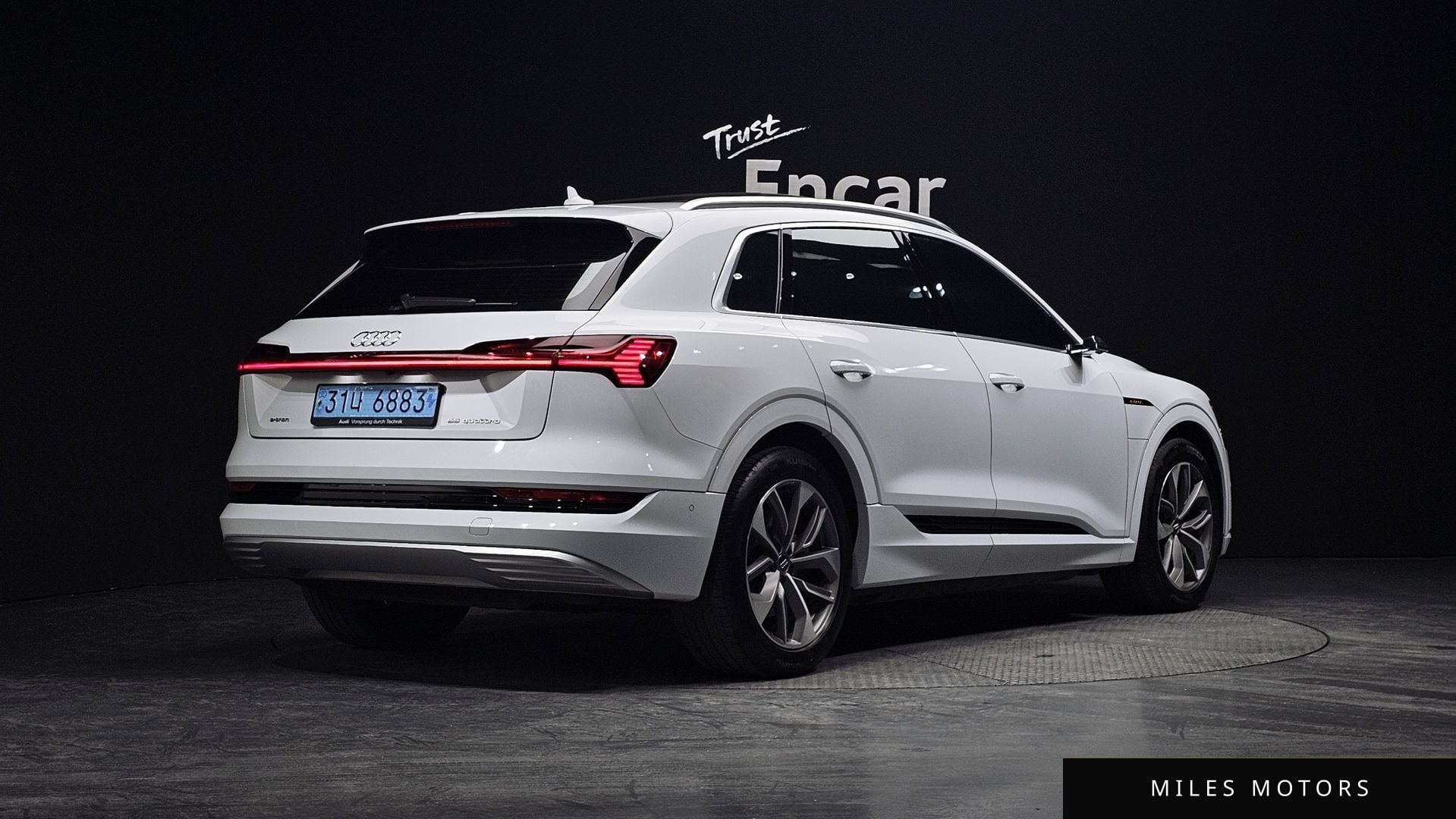 Audi e-트론 2020 — миниатюра 2