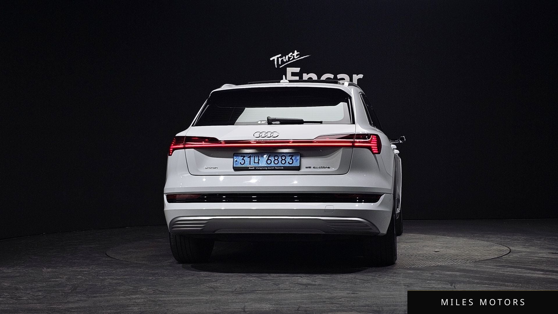 Audi e-트론 2020 — миниатюра 4