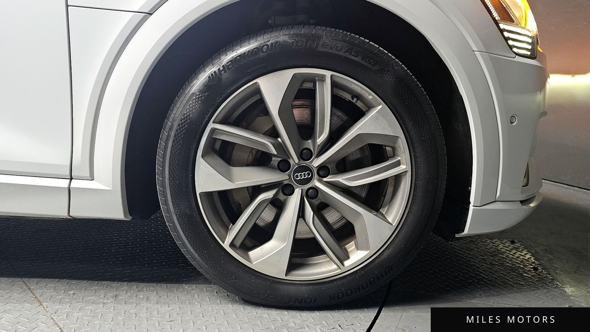 Audi e-트론 2020 — миниатюра 5