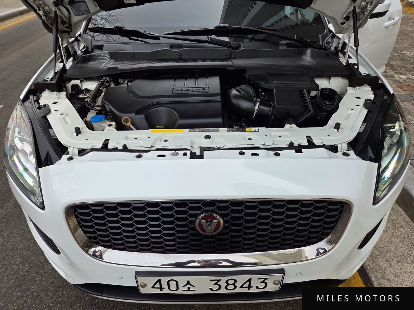 Jaguar E-PACE 2018 — миниатюра 6