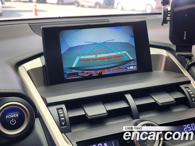 Лексус NX300h 2017 — миниатюра 17