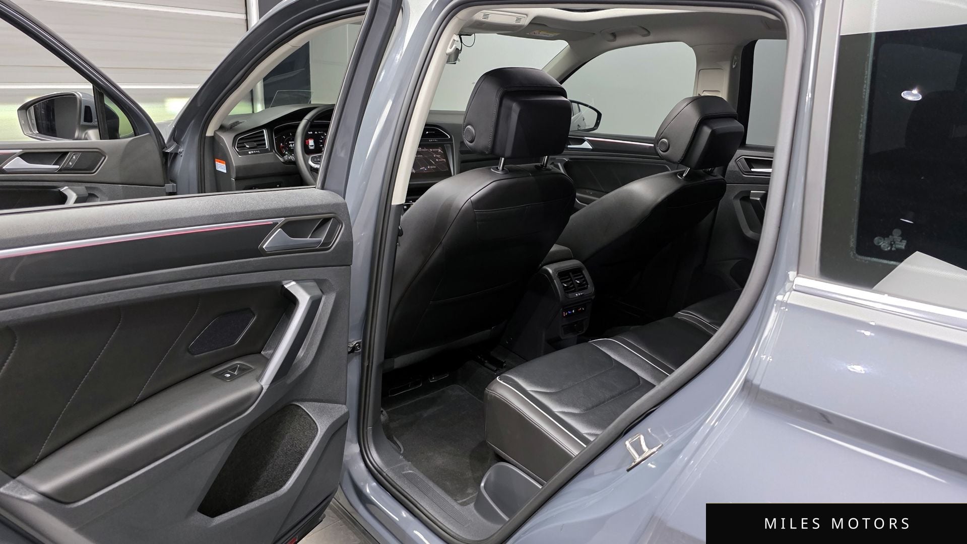 Volkswagen Tiguan 2023 — миниатюра 11