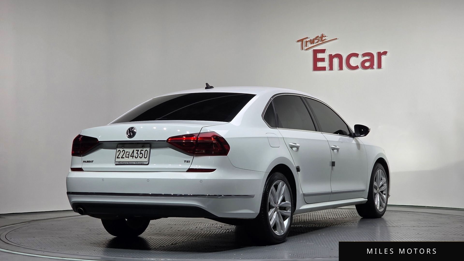 Volkswagen Passat 2018 — миниатюра 2
