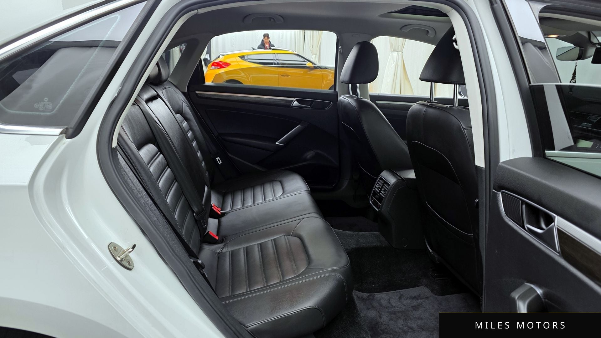Volkswagen Passat 2018 — миниатюра 12