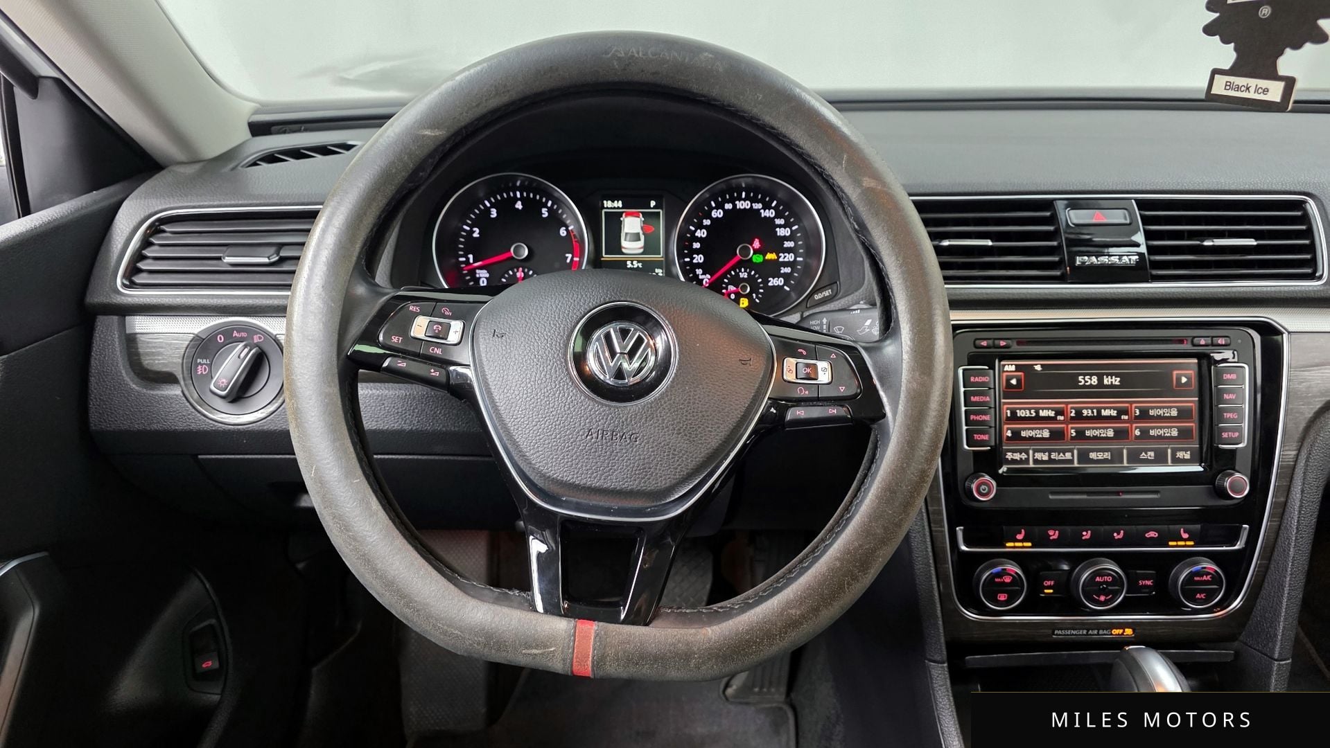 Volkswagen Passat 2018 — миниатюра 13