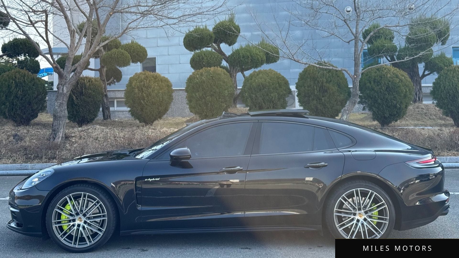 Porsche Panamera 2019 — миниатюра 9
