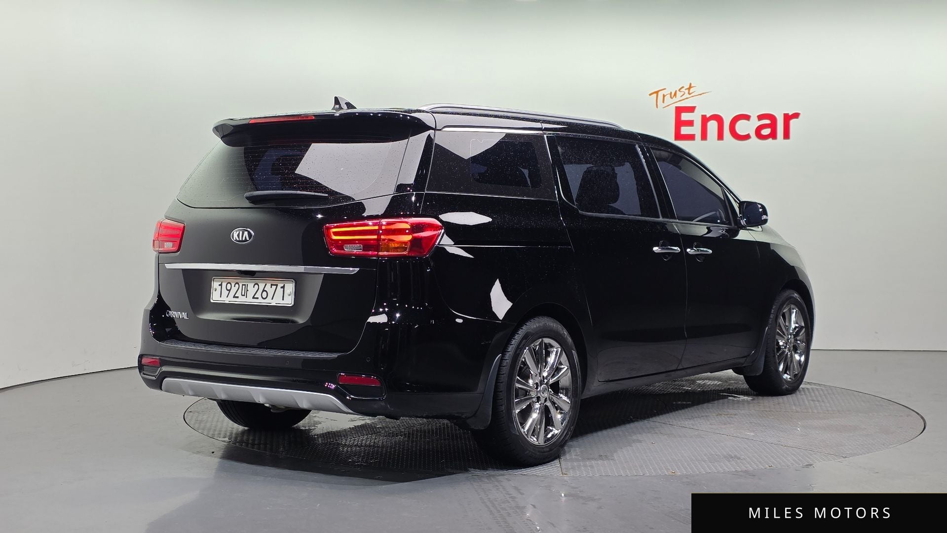 Kia Canival 2019 — миниатюра 2