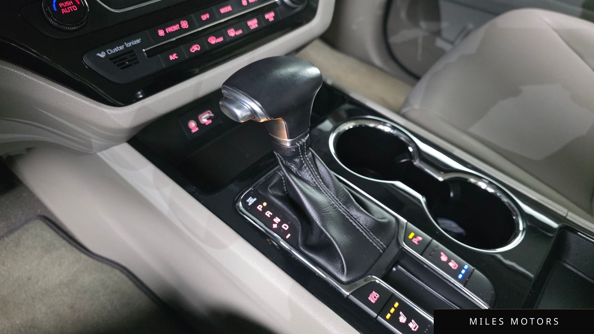 Kia Canival 2019 — миниатюра 9