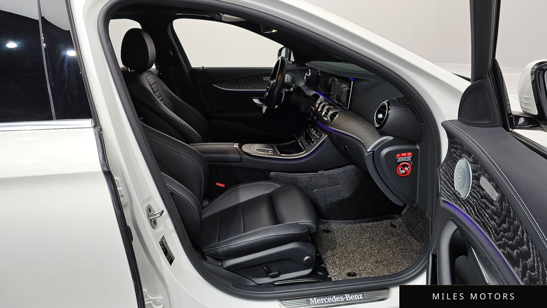 Mercedes-Benz E-Class W213 2021 — миниатюра 11