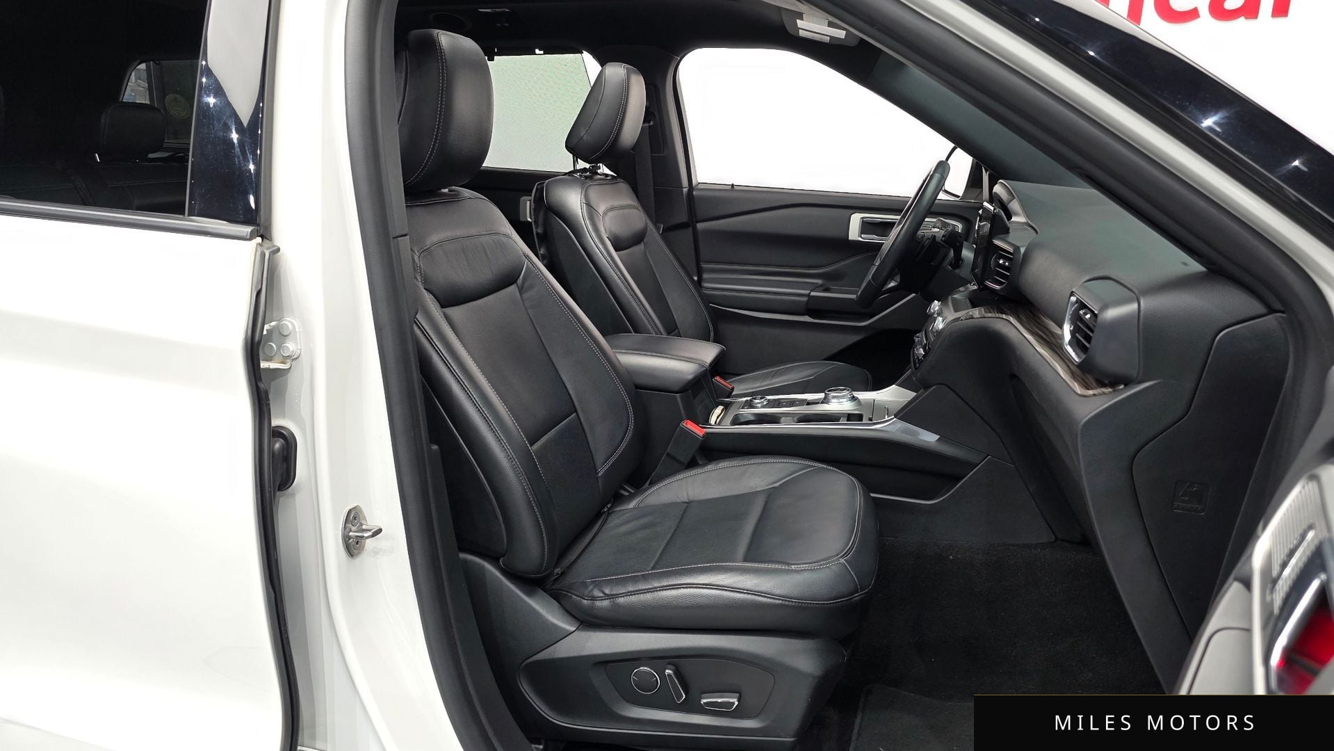 Ford Explorer 2020 — миниатюра 10