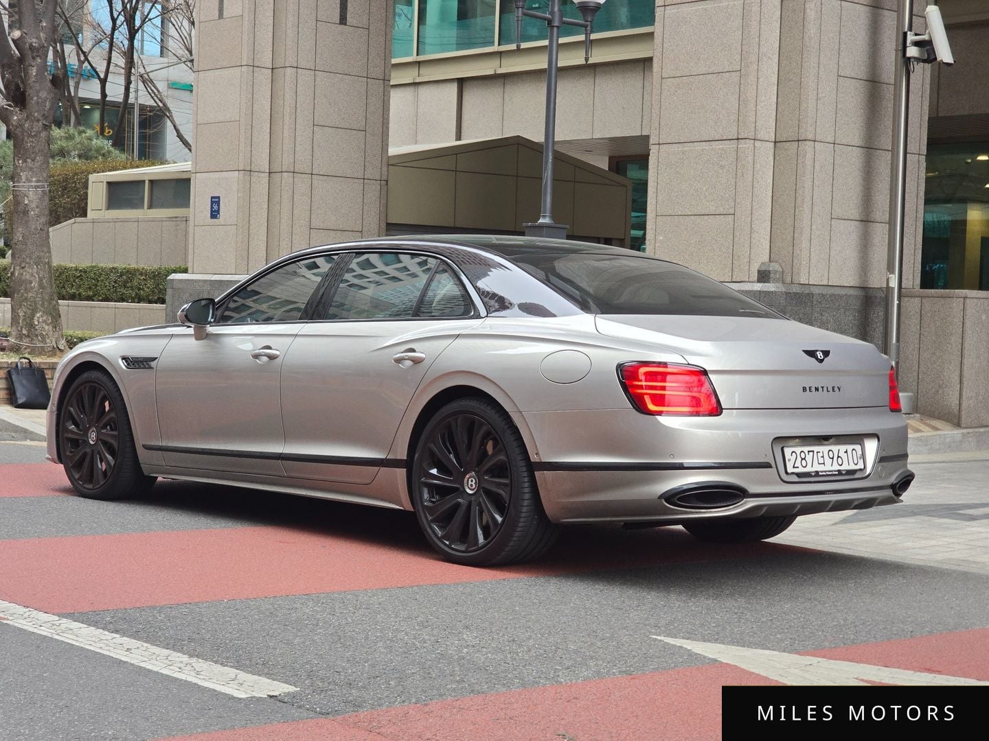 Bentley Flying Spur 2026 — миниатюра 4